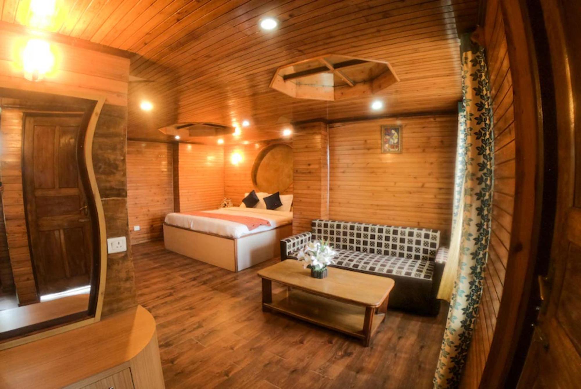 Goroomgo Broadway Mall Road Darjeeling - Best In Darjeeling 3* Darjeeling (West Bengal)