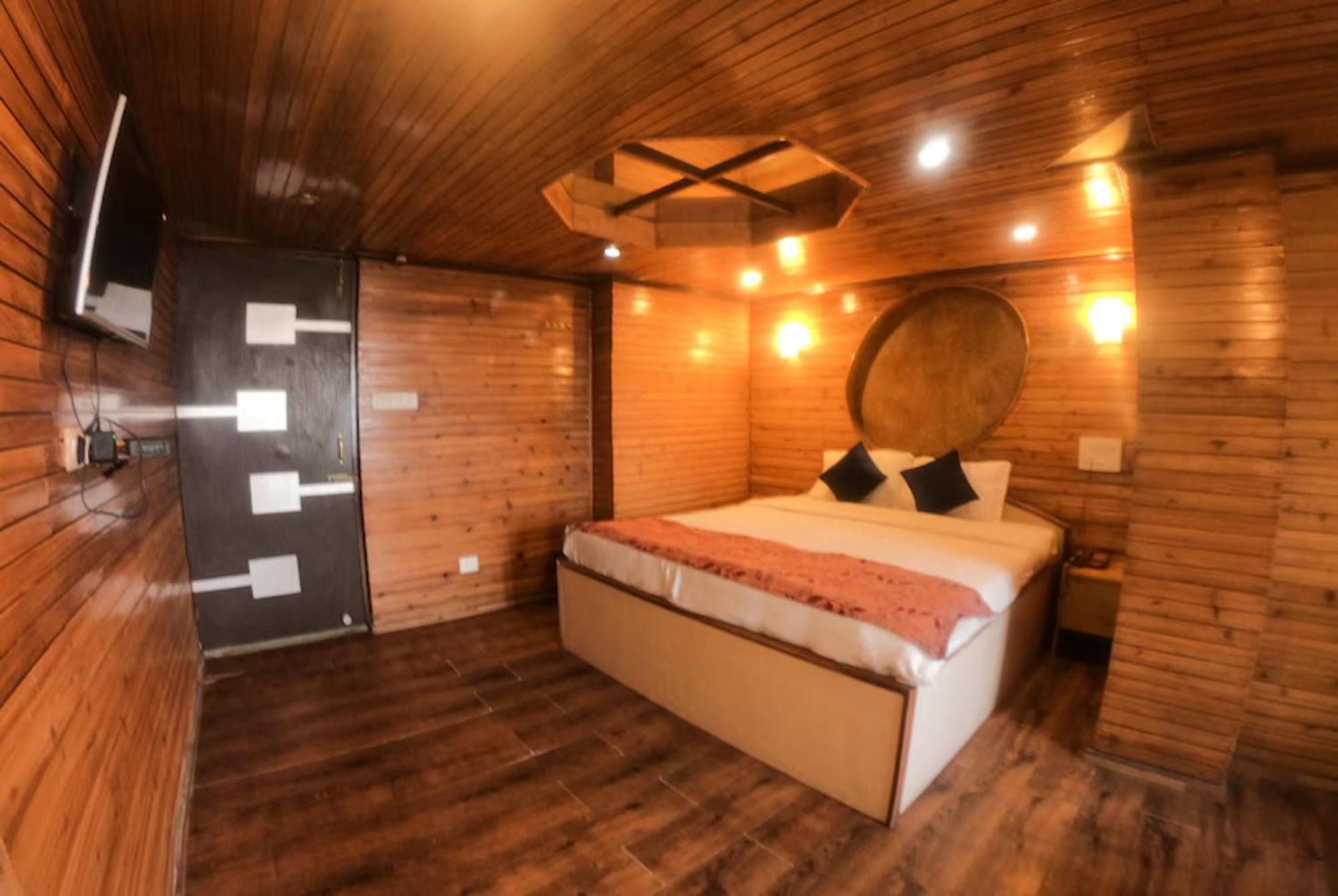Hotel Goroomgo Broadway Mall Road Darjeeling - Best In Darjeeling Darjeeling (West Bengal)