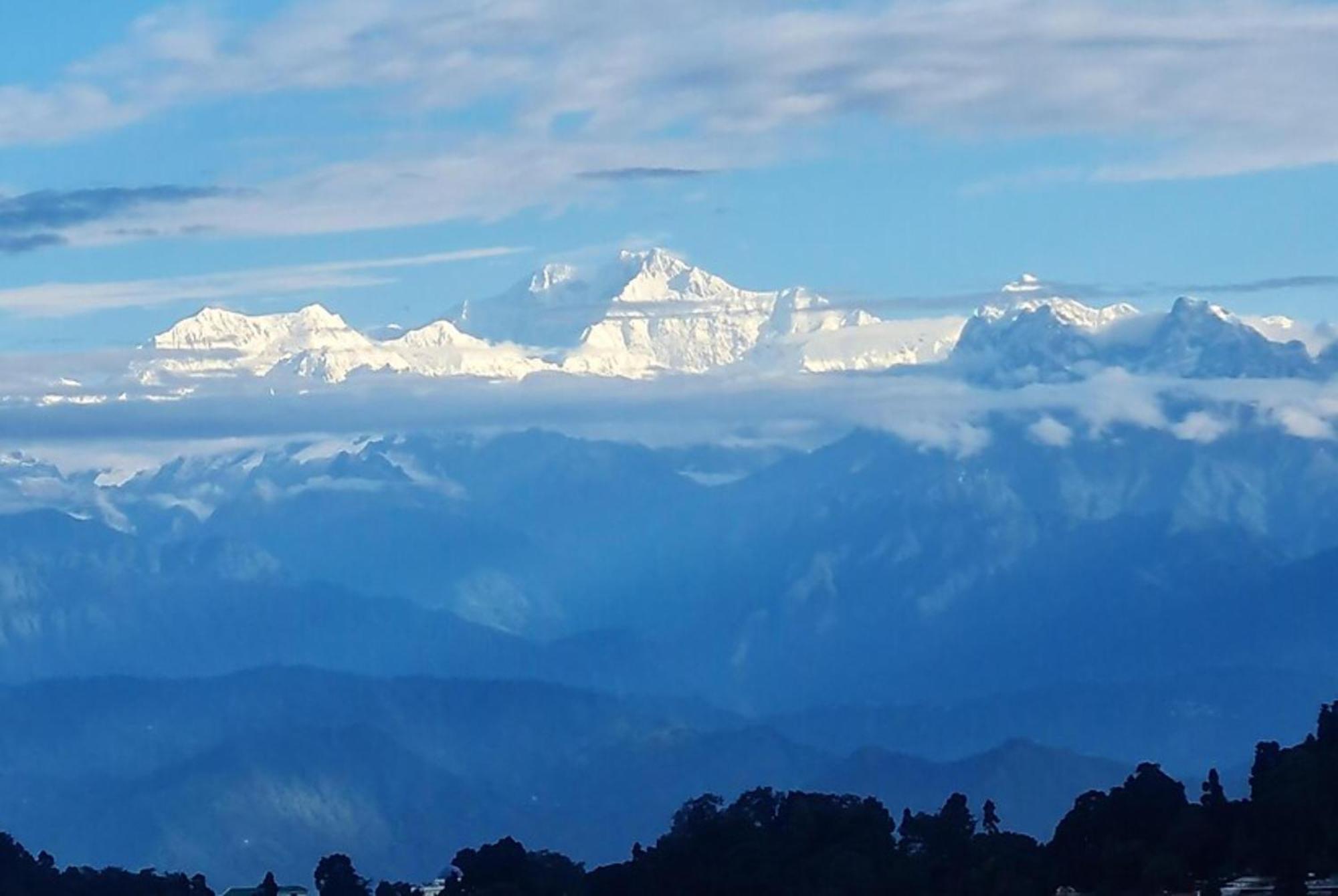 Hotel Goroomgo Broadway Mall Road Darjeeling - Best In Darjeeling Darjeeling (West Bengal)