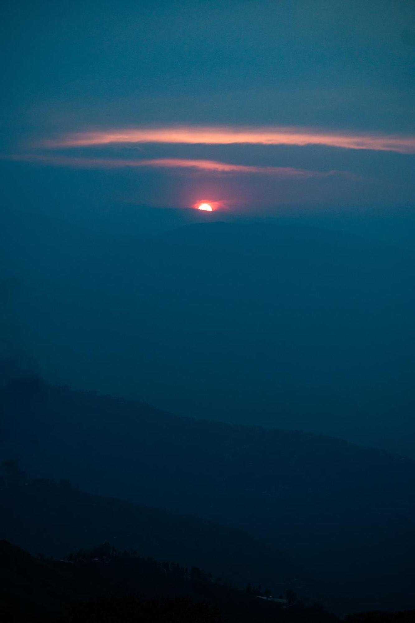 Family Darjeeling Homestay