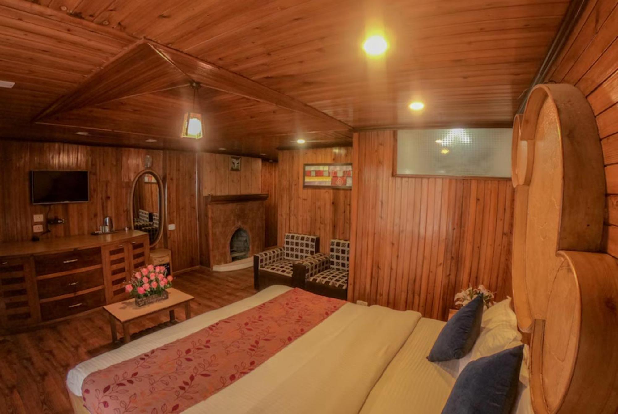 Goroomgo Broadway Anexy Darjeeling Near Mall Road - Best Service Awarded Hotel Darjeeling (West Bengal)