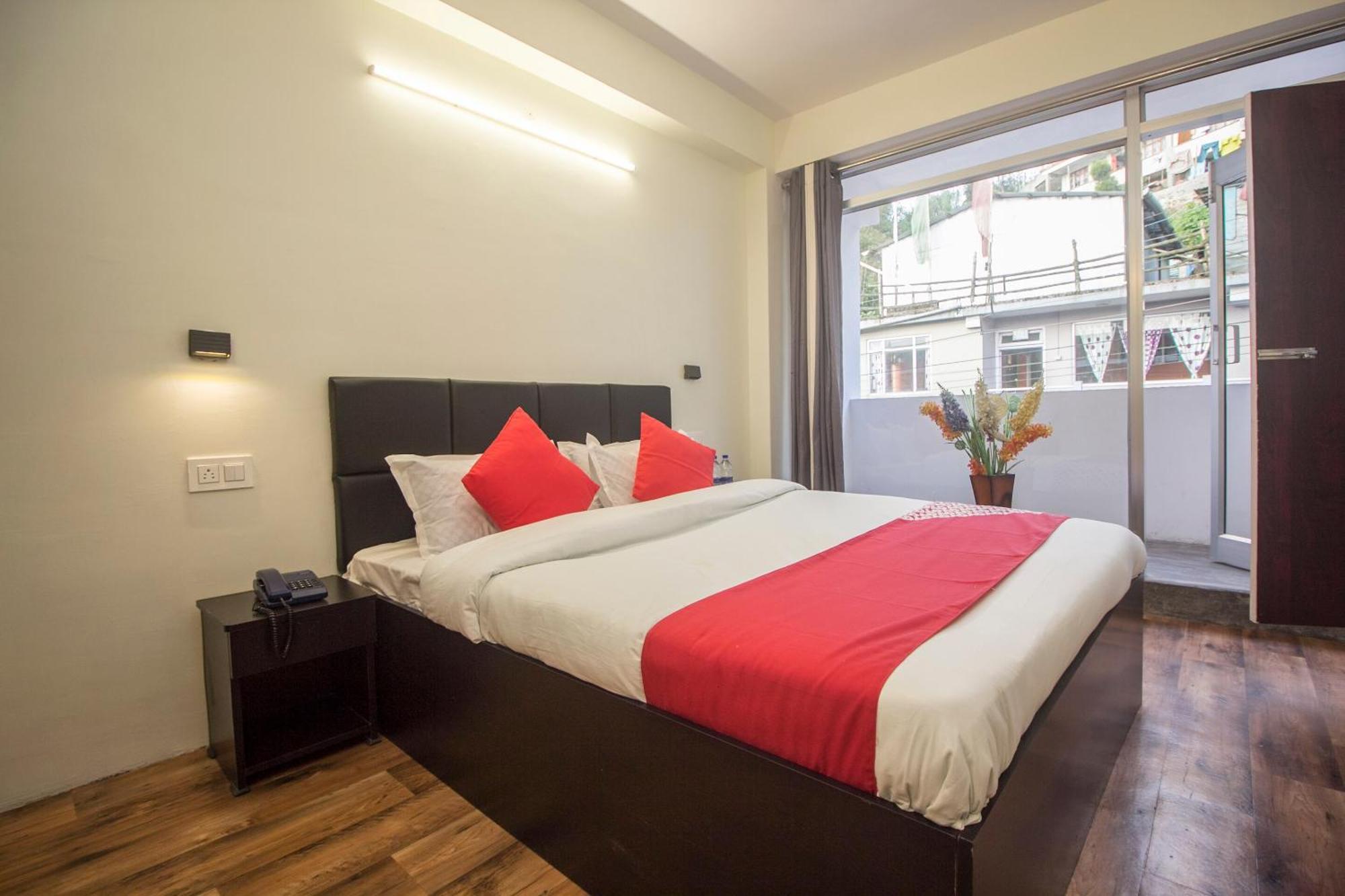 Super Oyo Collection O The Loop Hotel Darjeeling (West Bengal)