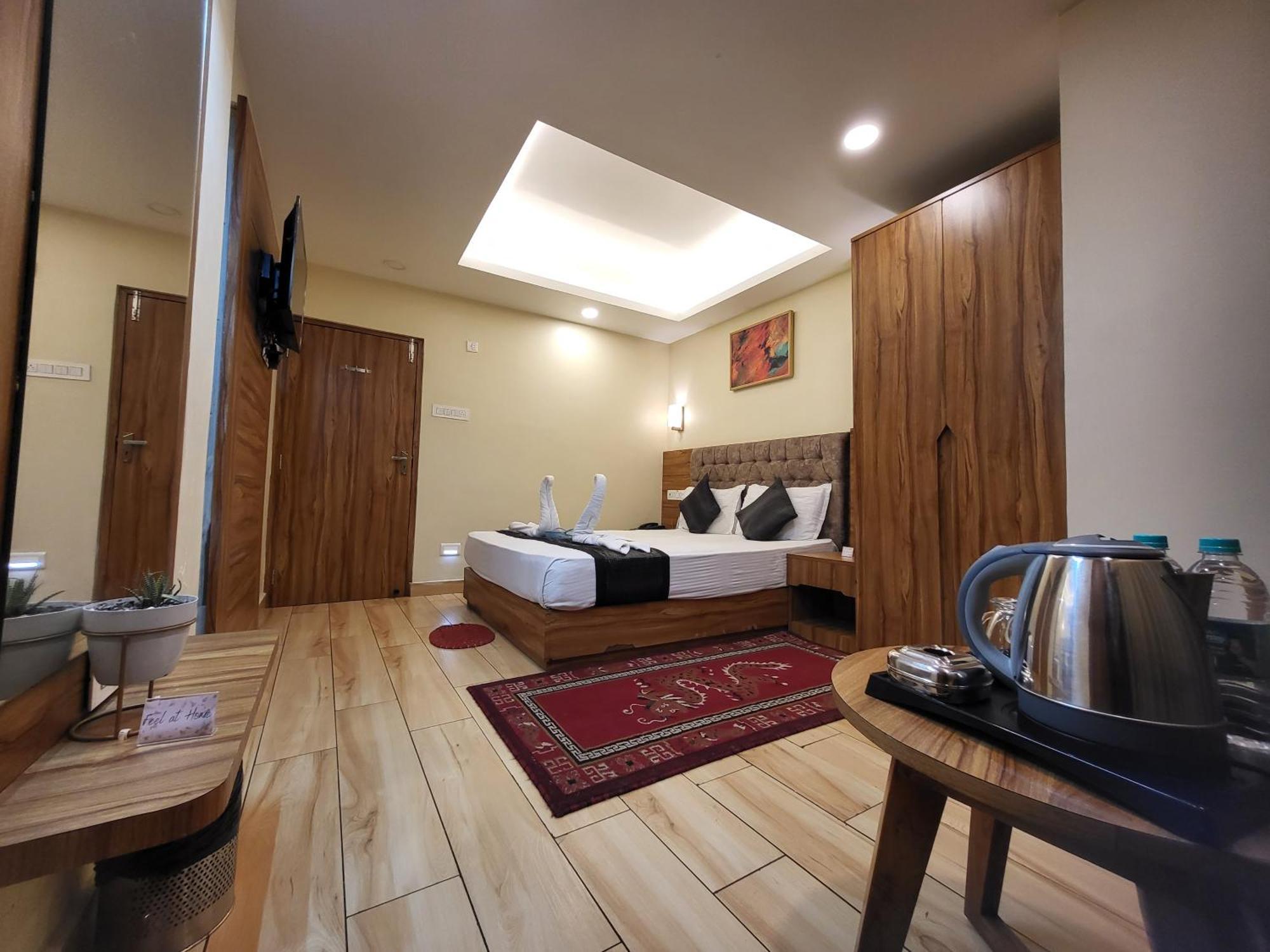 The Revett Hotel 3*