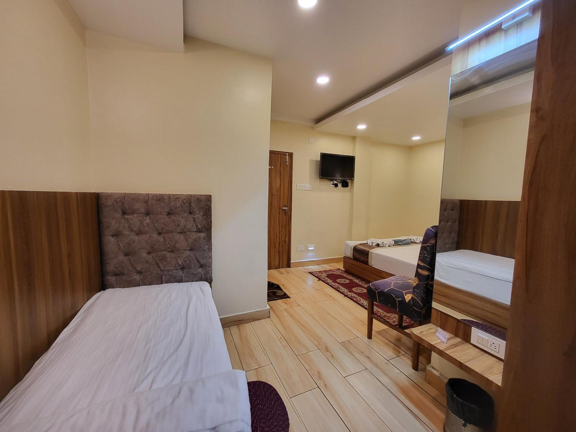 The Revett Hotel 3*