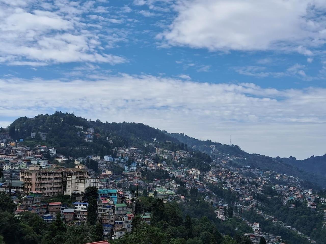 Crescent Resort, Darjeeling Darjeeling (West Bengal)