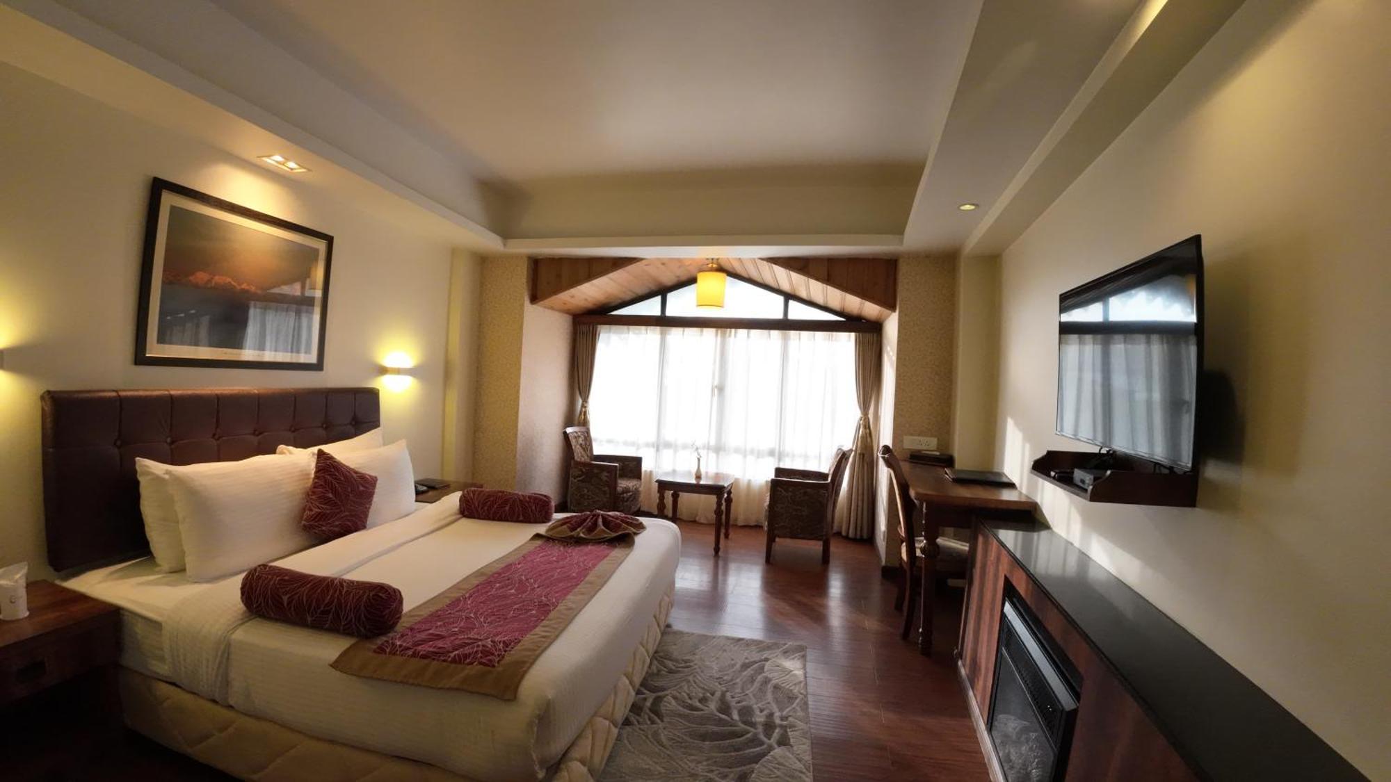 Crescent Resort, Darjeeling