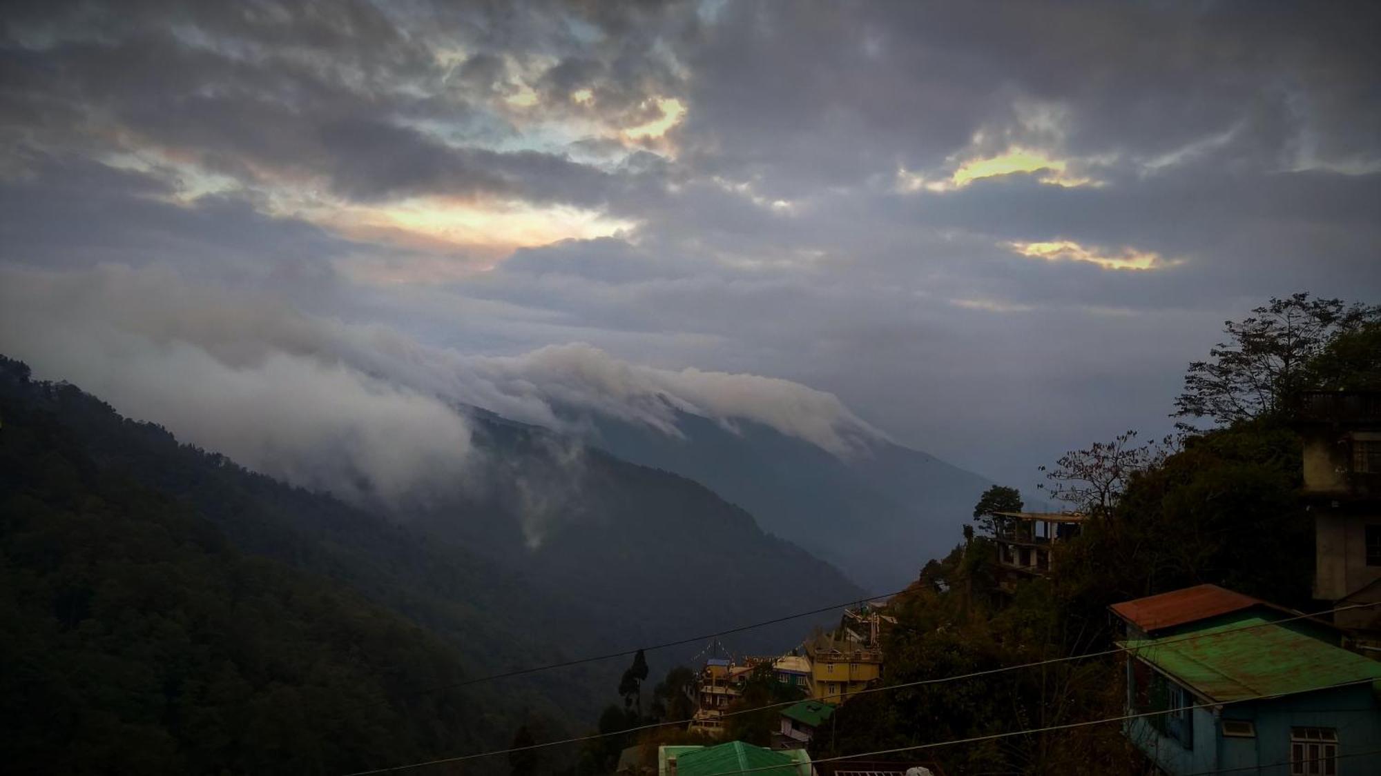 Sunshraya Homestay Bed & Breakfast Darjeeling (West Bengal)