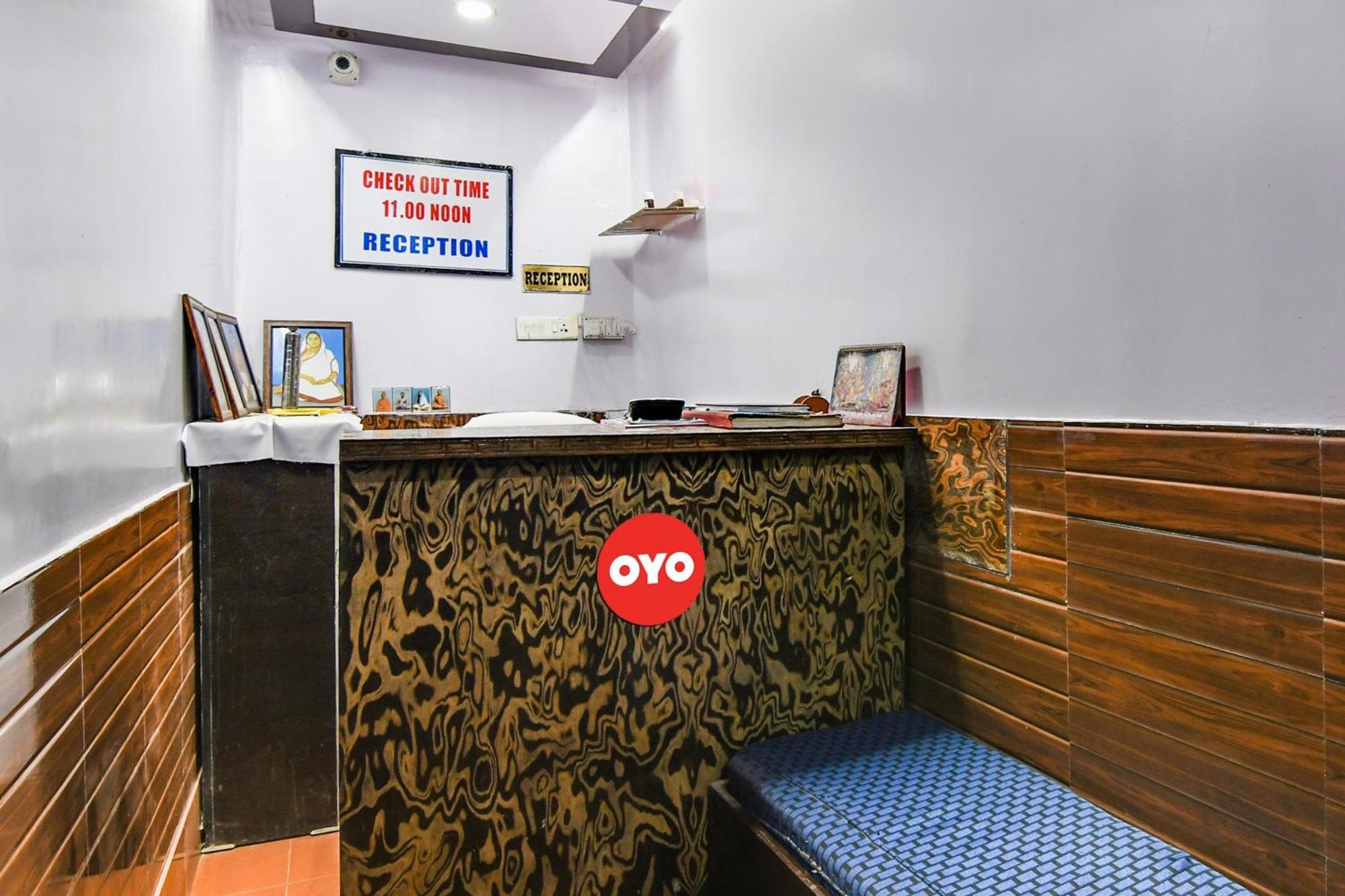 Hotel O Divya Dristi