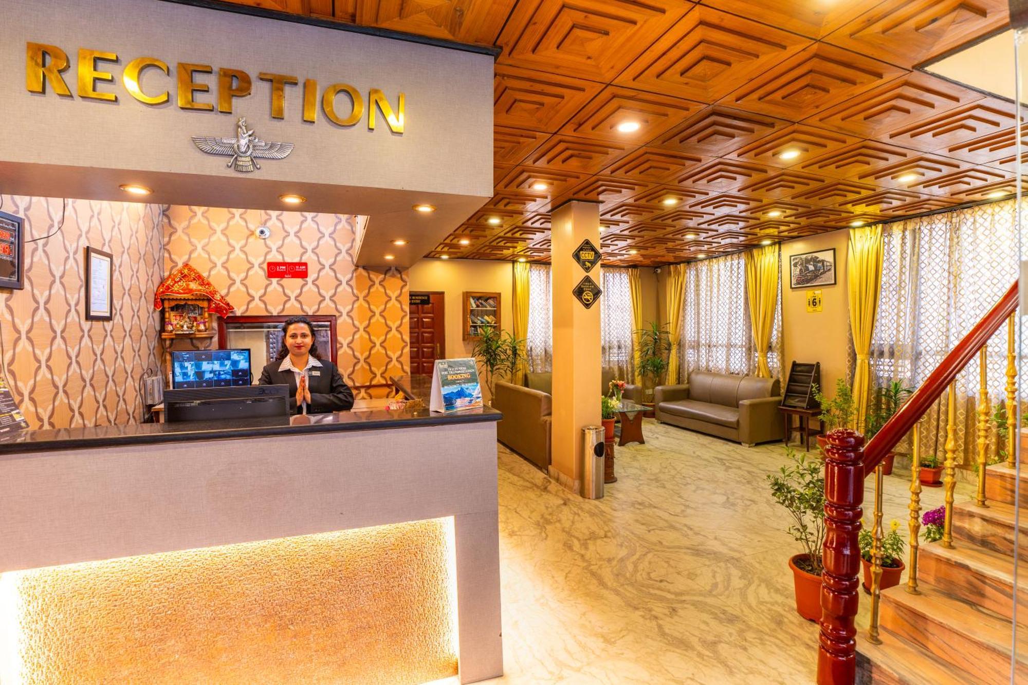 Muscatel Fairmont - 100 Mts From Mall Road