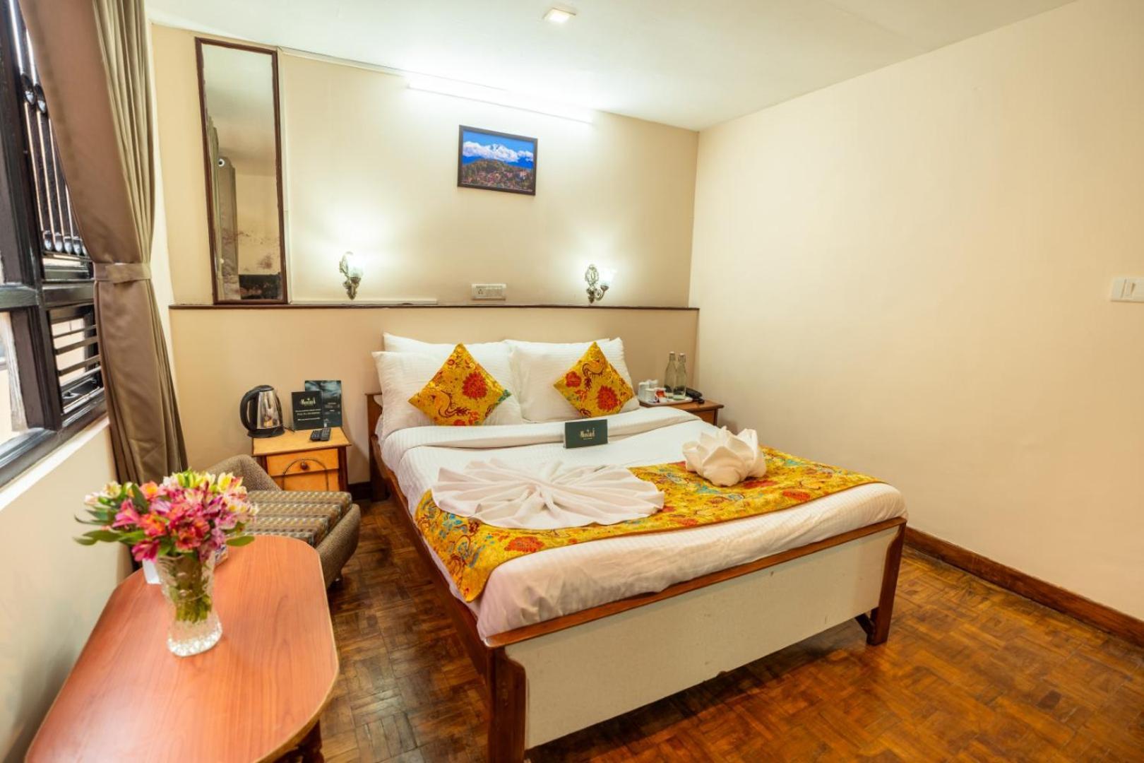 Hotel Muscatel Fairmont - 100 Mts From Mall Road 3*