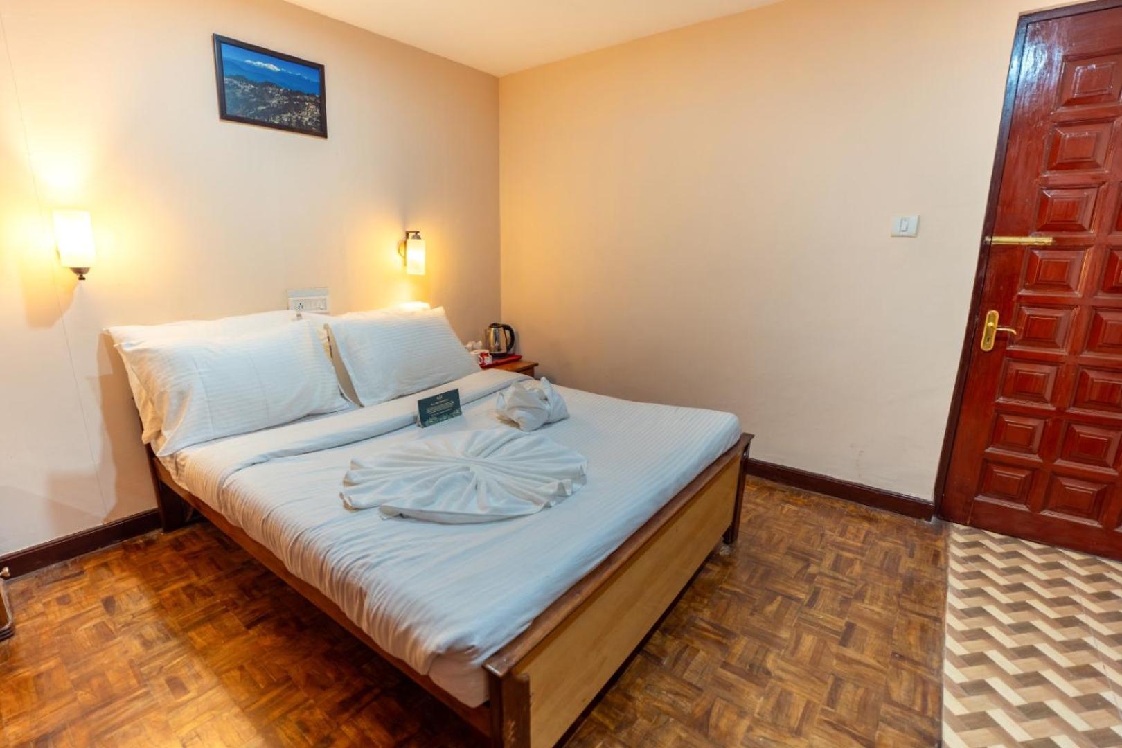 Muscatel Fairmont - 100 Mts From Mall Road
