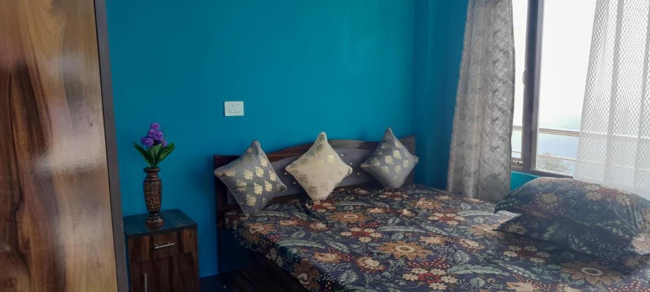 Homestay Mukhia's Amayras *