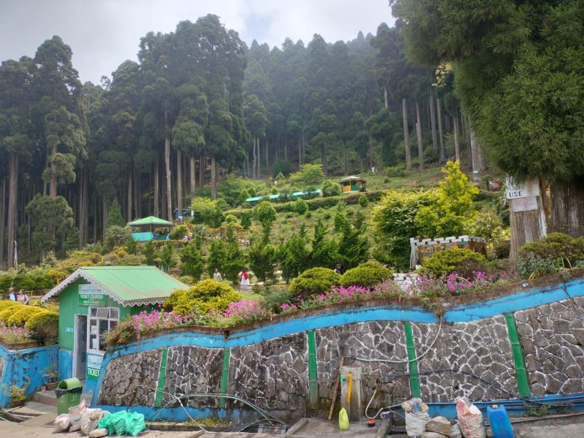 Homestay Mukhia's Amayras *
