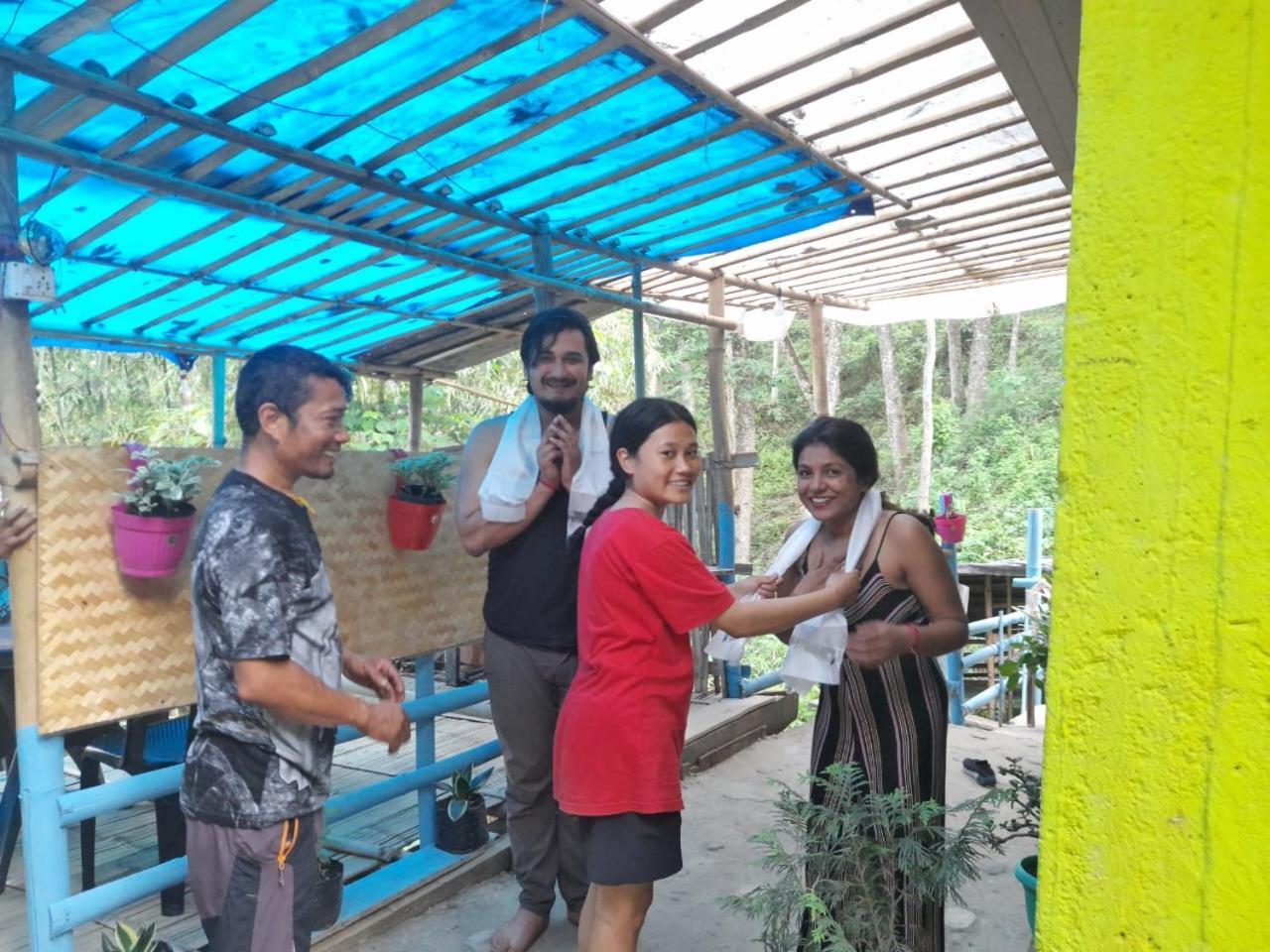 Dsd Bomzon Darjeeling (West Bengal)