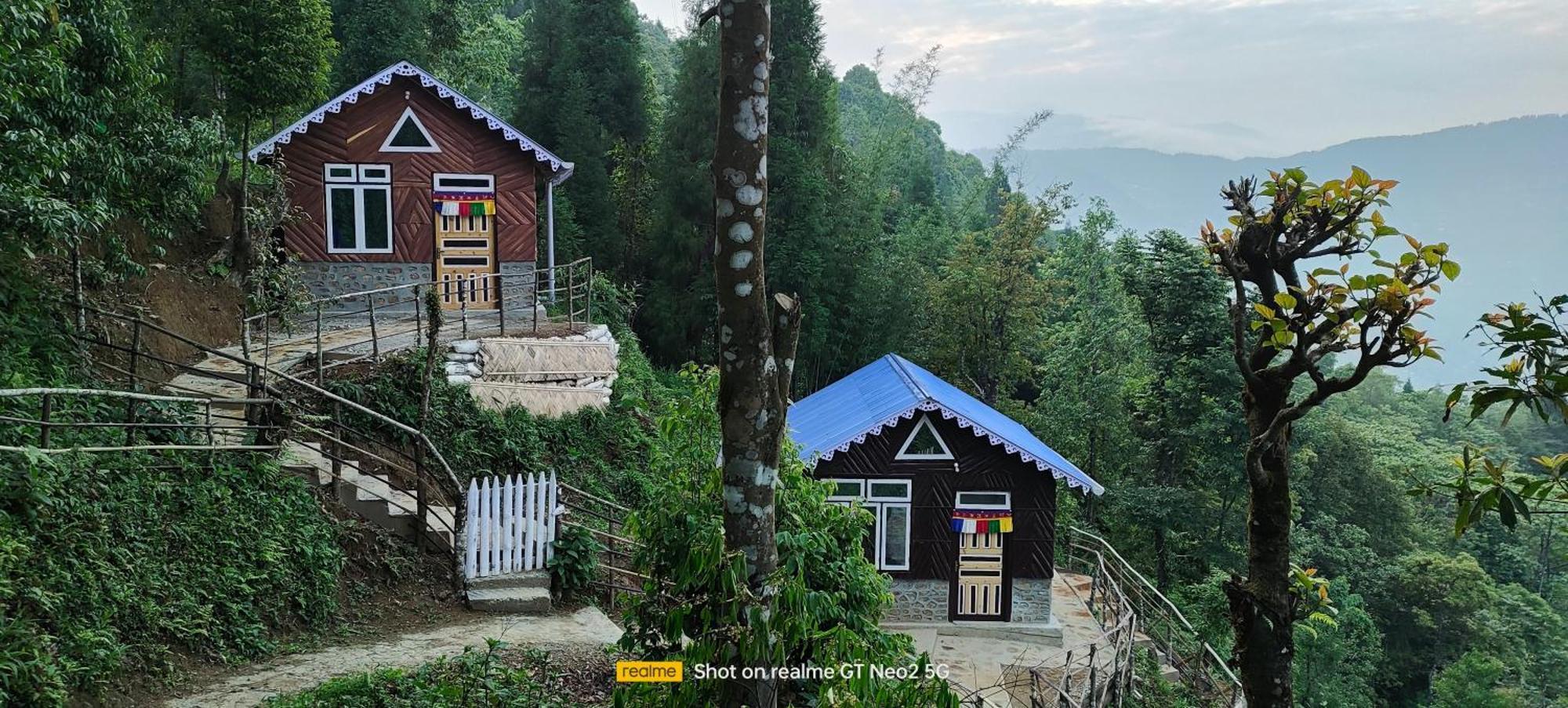 Stone And Pine Holiday home