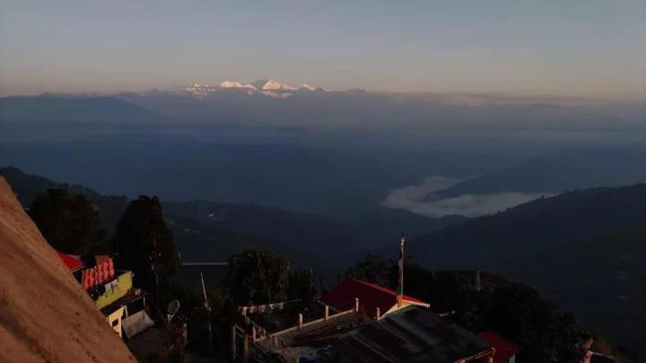 Light Darjeeling (West Bengal)