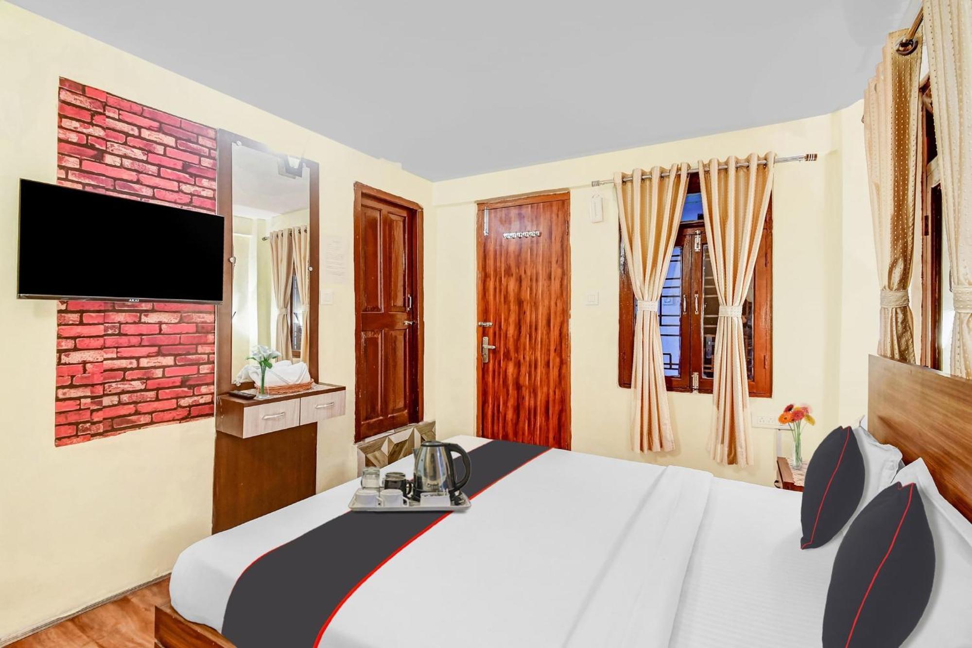 Hotel Collection O Priyatam Nirwana Darjeeling (West Bengal)