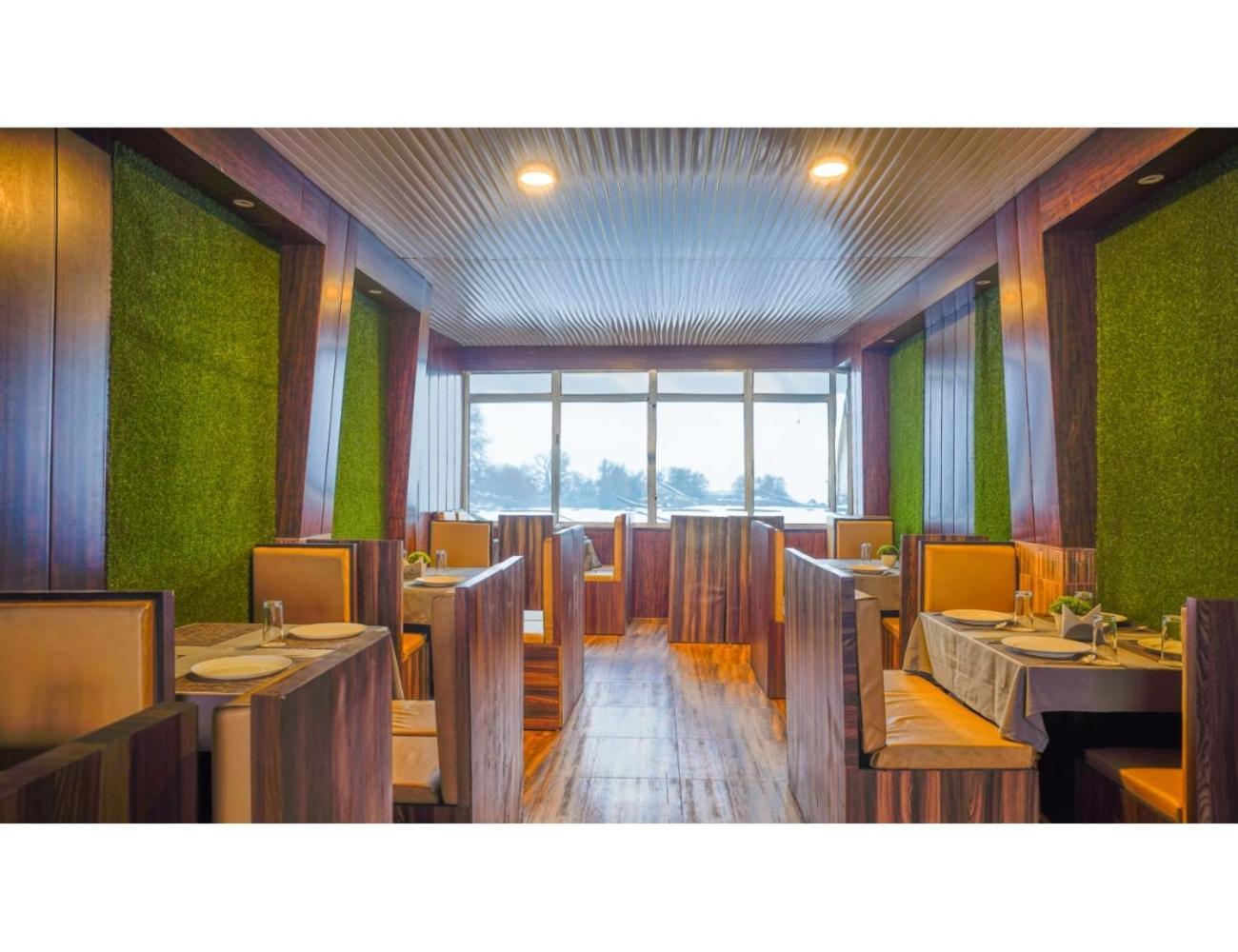 Indus Mount Royale And Spa, Darjeeling Darjeeling (West Bengal)