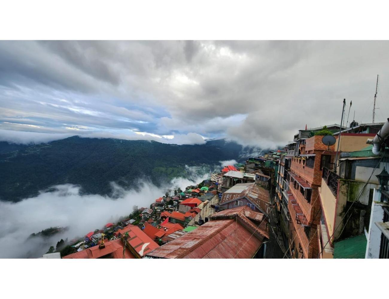 Indus Mount Royale And Spa, Darjeeling