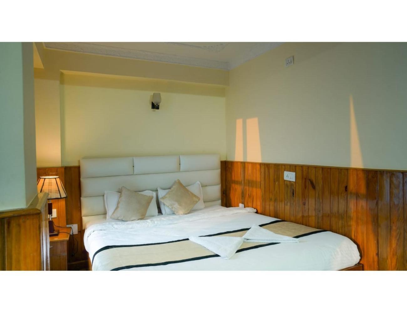 Indus Mount Royale And Spa, Darjeeling Homestay Darjeeling (West Bengal)