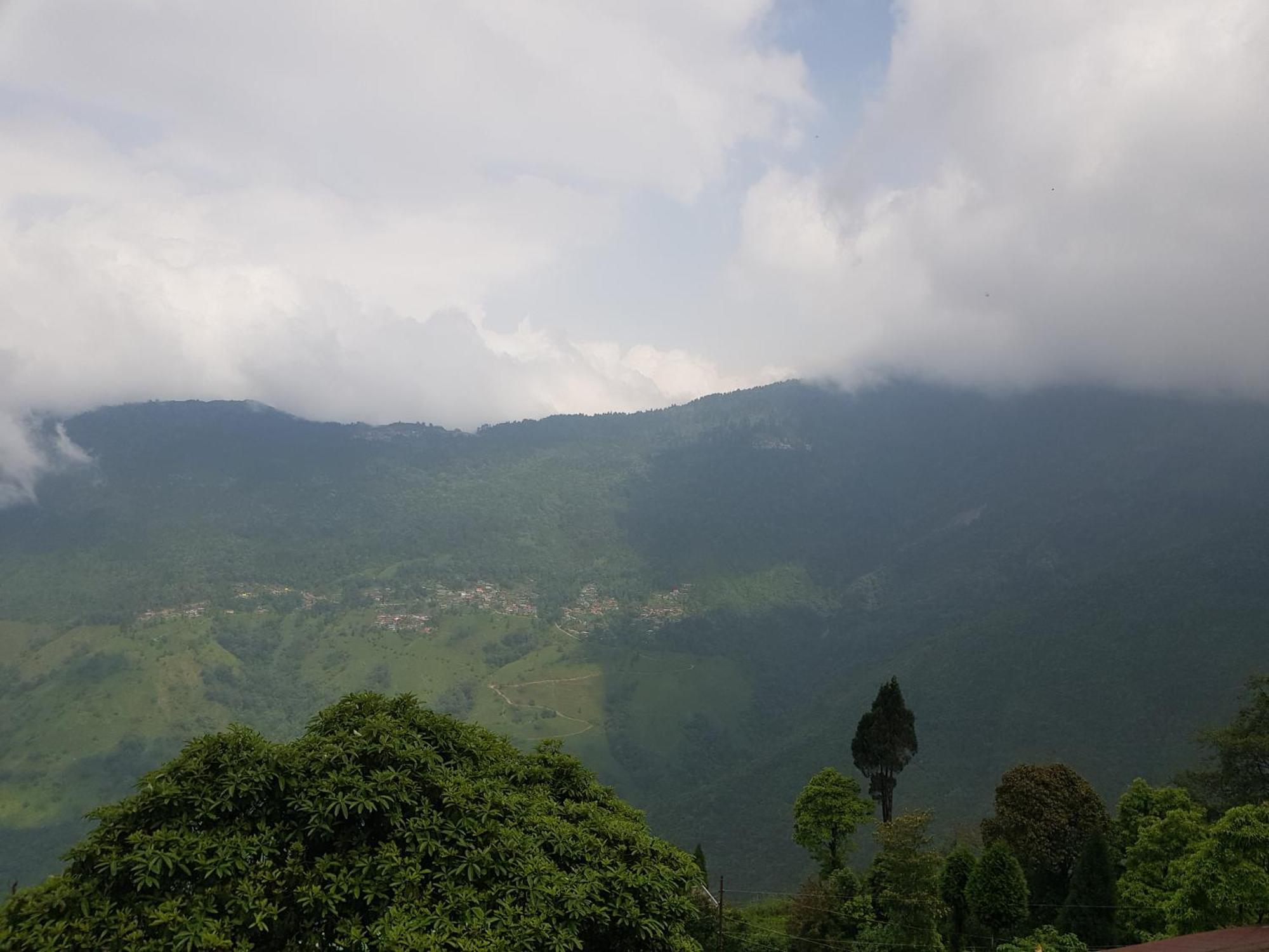 Mountain Valley Apartment Darjeeling (West Bengal)