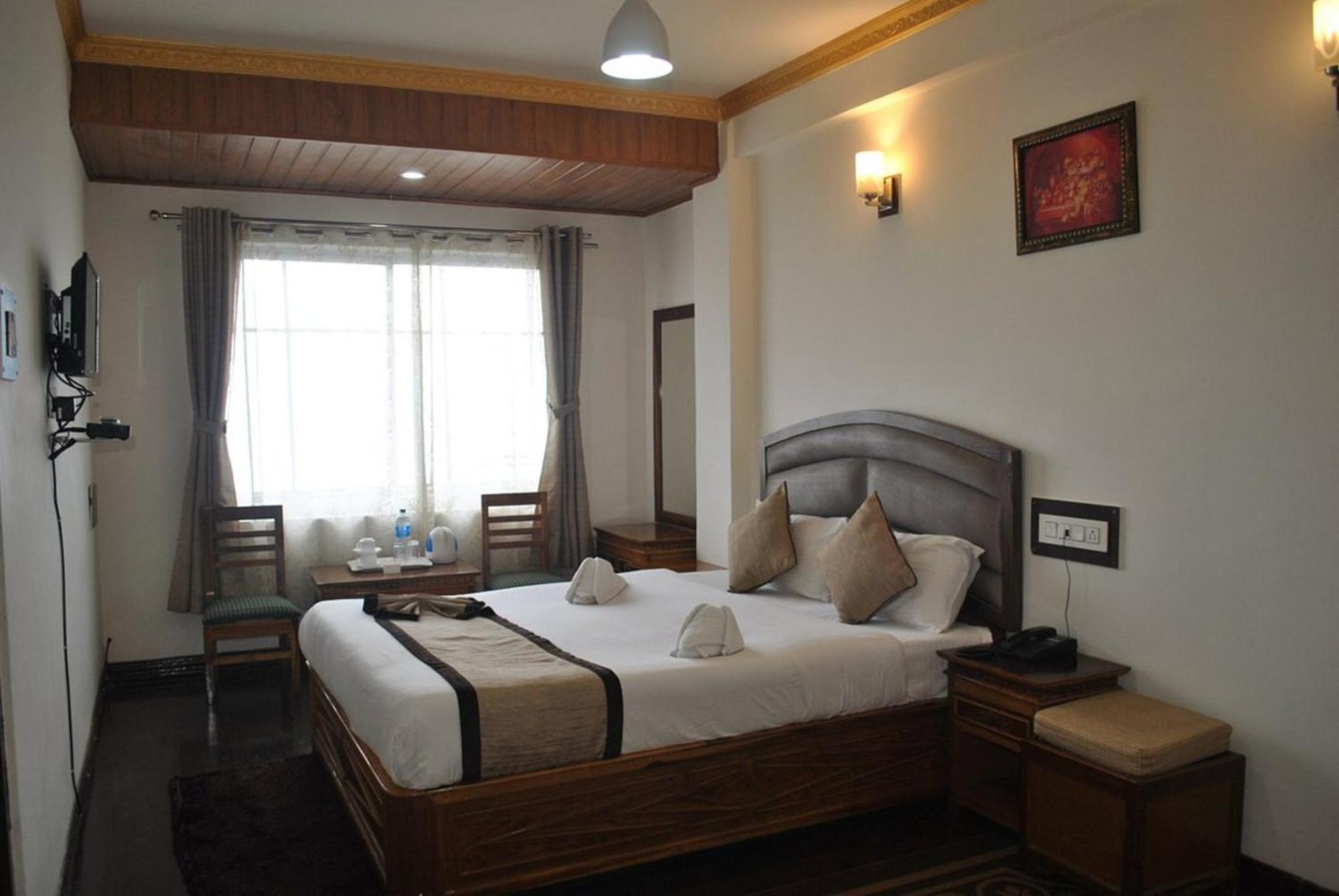 Hotel Kasturi Palace Darjeeling - Excellent Service Recommended Darjeeling (West Bengal)