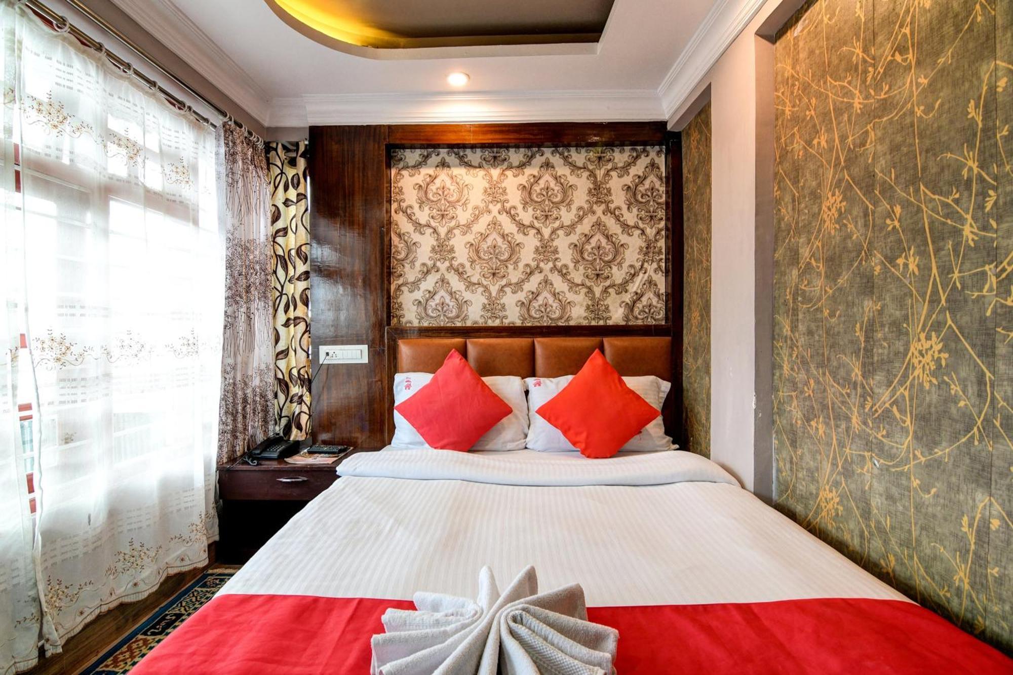 Hotel Kasturi Palace Darjeeling - Excellent Service Recommended 2*