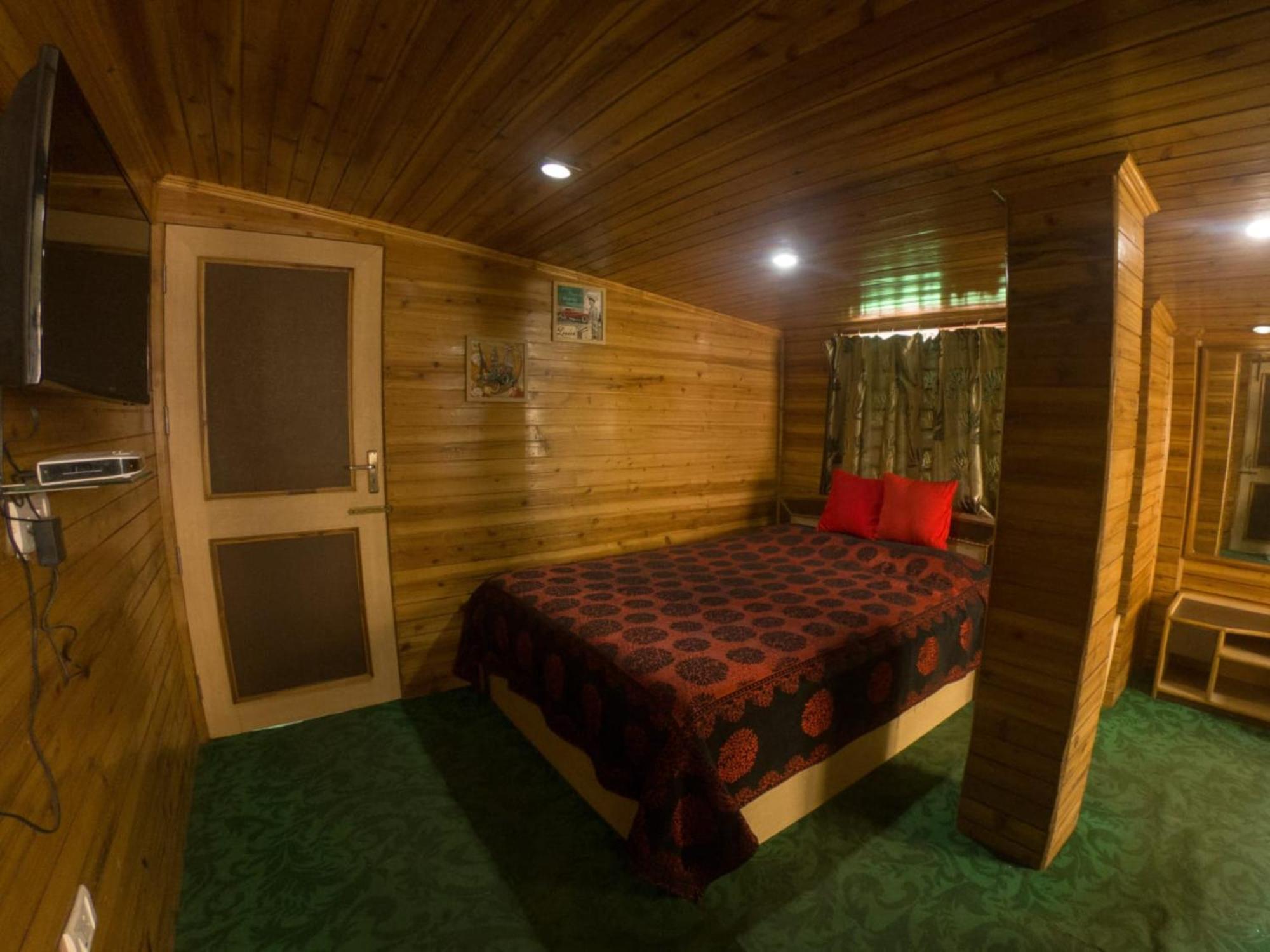 Grg Broadway Mall Road Darjeeling By Royal Collection Hotel Darjeeling (West Bengal)