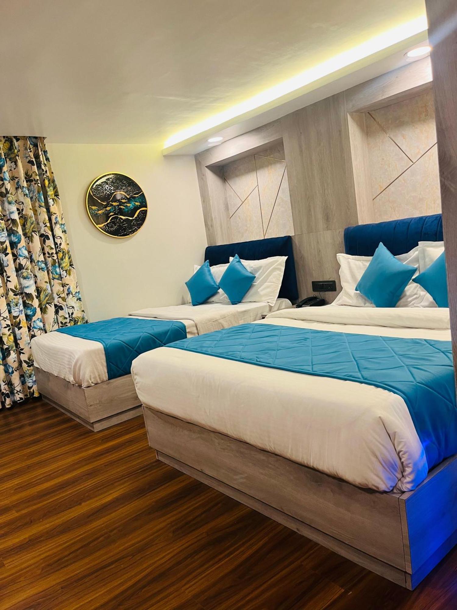 Hotel Broadway Boutique Mall Road Darjeeling - A Luxury Collection - Best Seller 3*