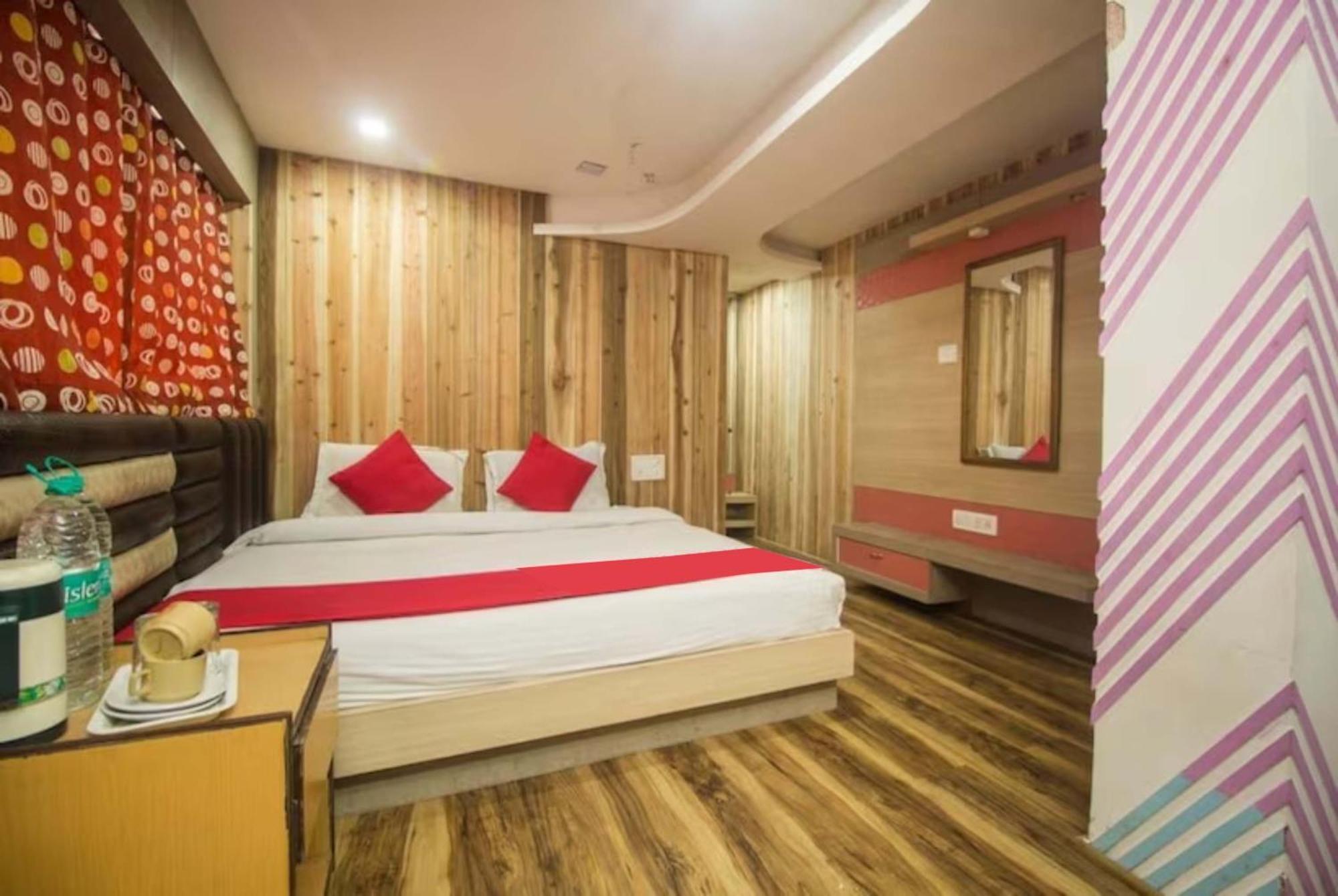 Grg Broadway Anexy Darjeeling Near Chowk Bazar - Excellent Service Recommended & Couple Friendly