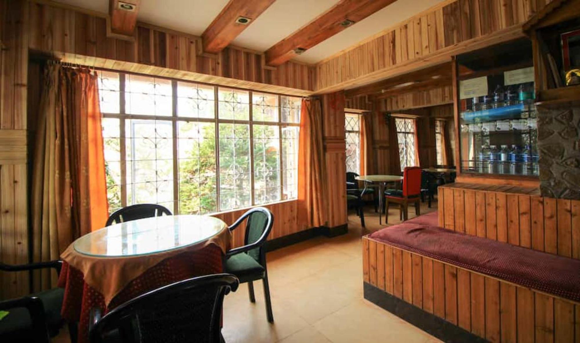 Grg Broadway Anexy Darjeeling Near Chowk Bazar - Excellent Service Recommended & Couple Friendly