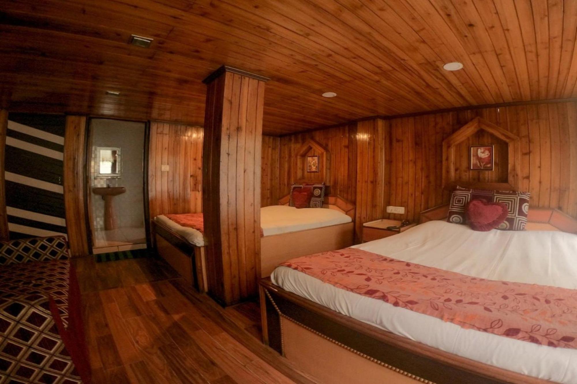 Grg Broadway Anexy Darjeeling Near Chowk Bazar - Excellent Service Recommended & Couple Friendly 3* Darjeeling (West Bengal)