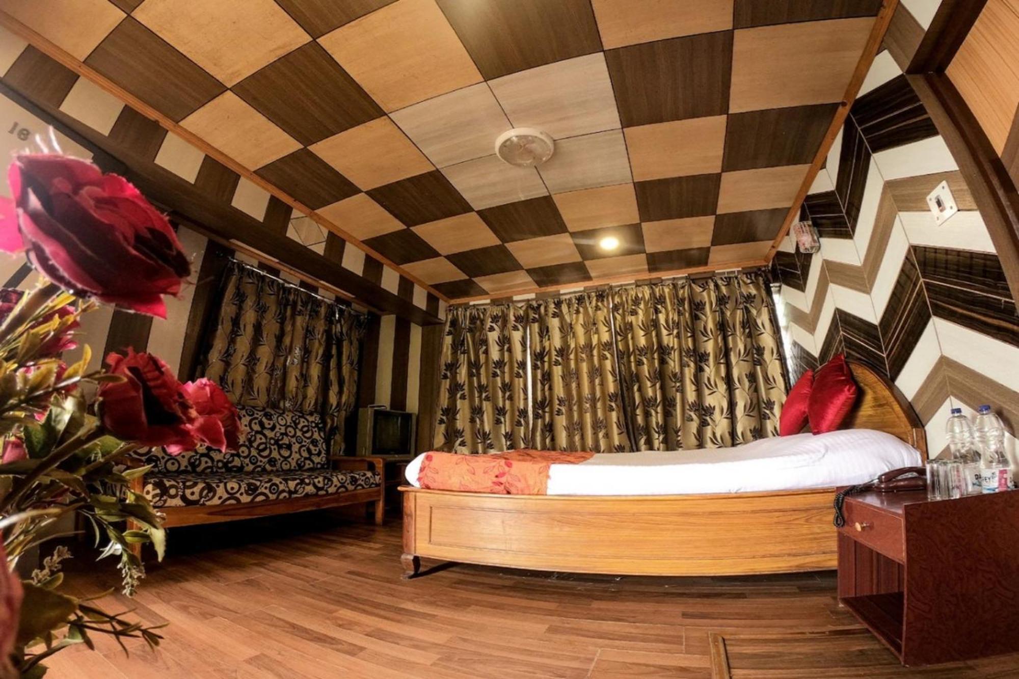 Grg Broadway Anexy Darjeeling Near Chowk Bazar - Excellent Service Recommended & Couple Friendly Hotel