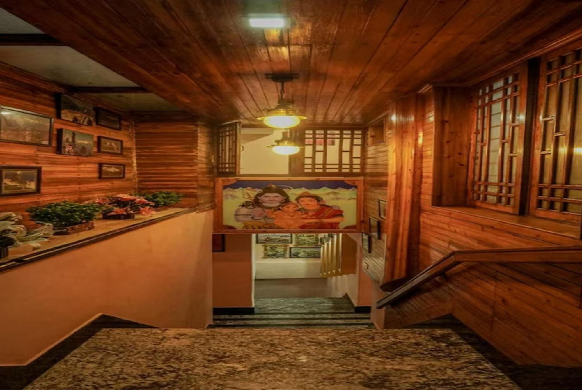 Grg Broadway Anexy Darjeeling Near Chowk Bazar - Excellent Service Recommended & Couple Friendly Hotel