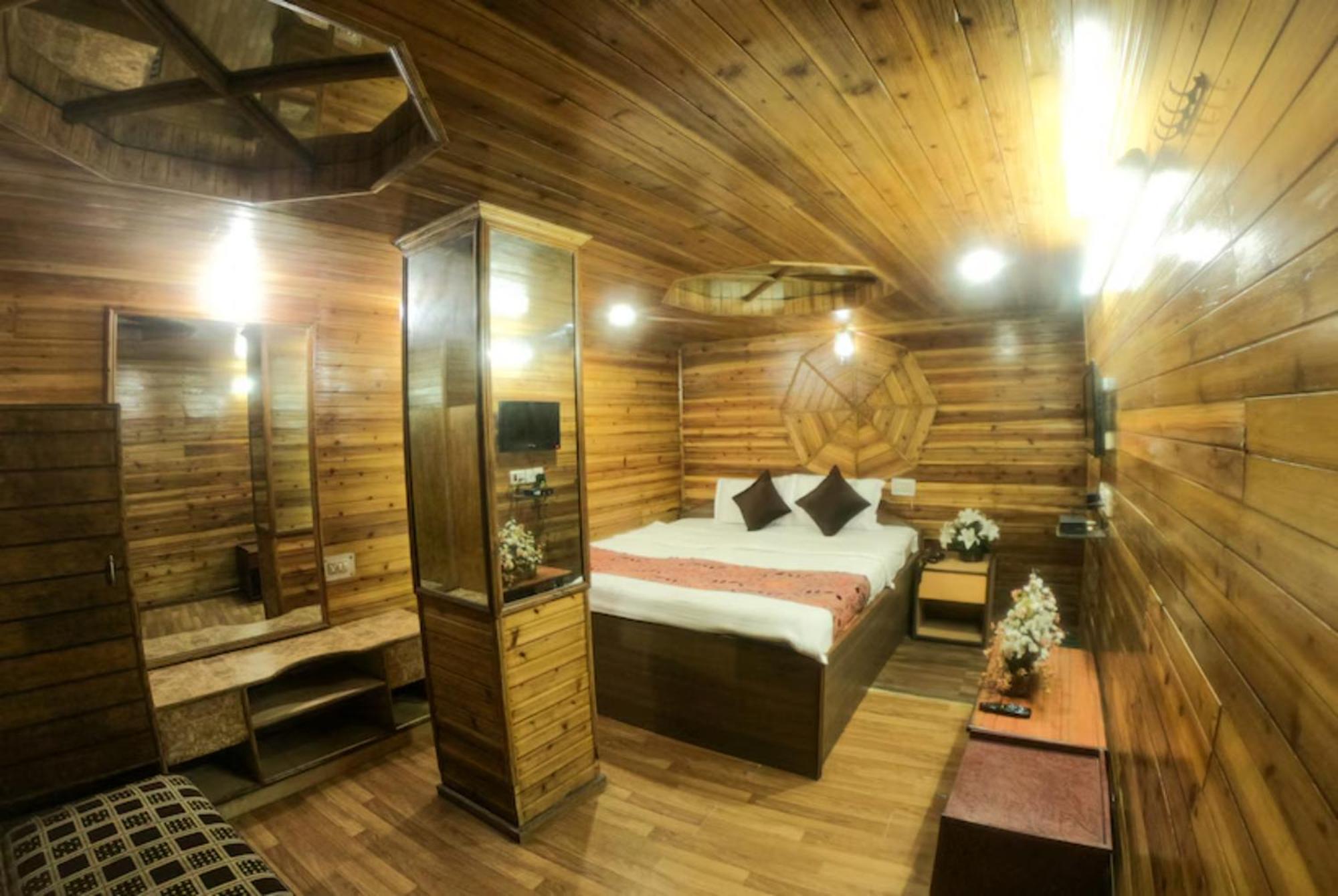 Grg Broadway Anexy Darjeeling Near Chowk Bazar - Excellent Service Recommended & Couple Friendly 3*