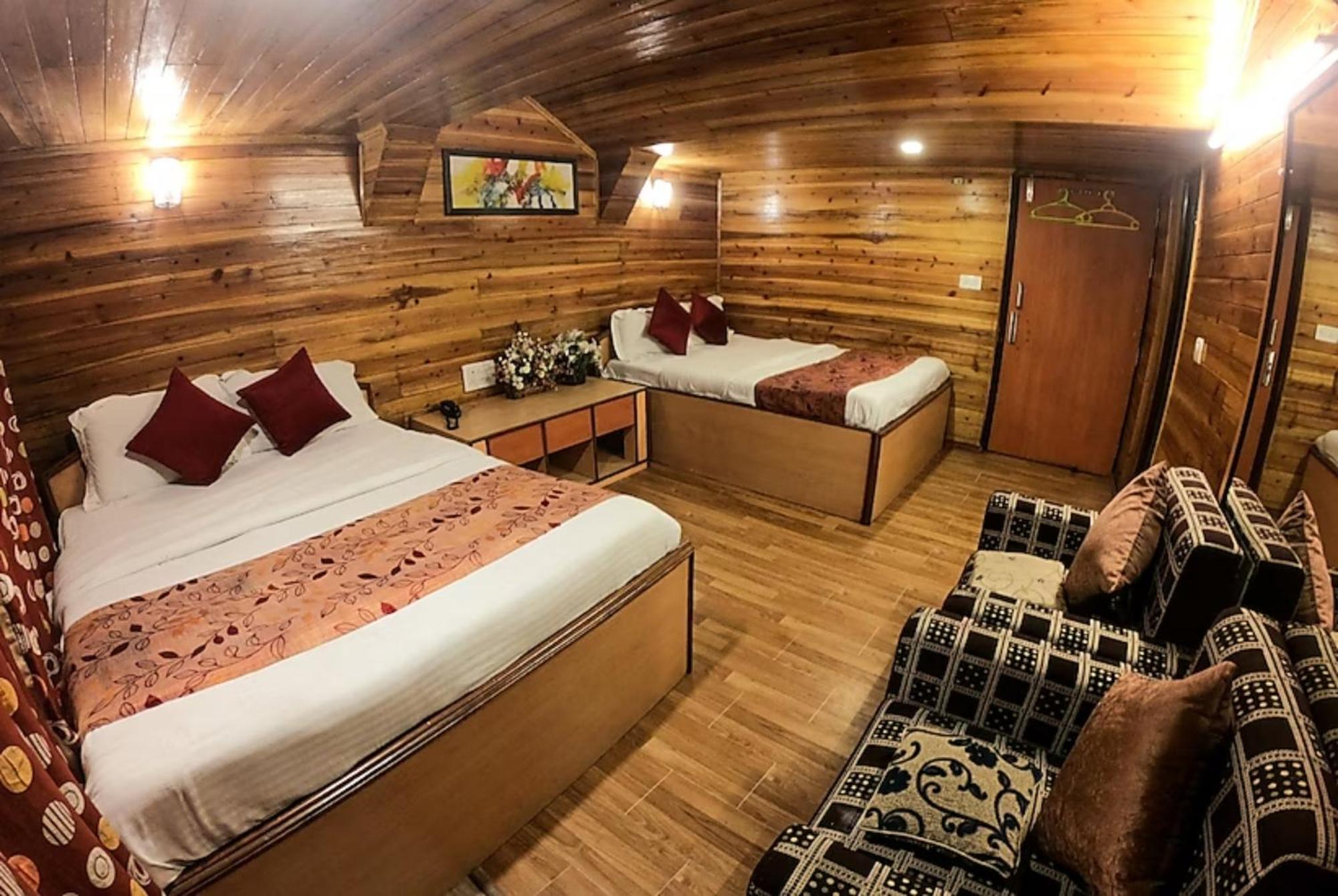Hotel Grg Broadway Anexy Darjeeling Near Chowk Bazar - Excellent Service Recommended & Couple Friendly Darjeeling (West Bengal)