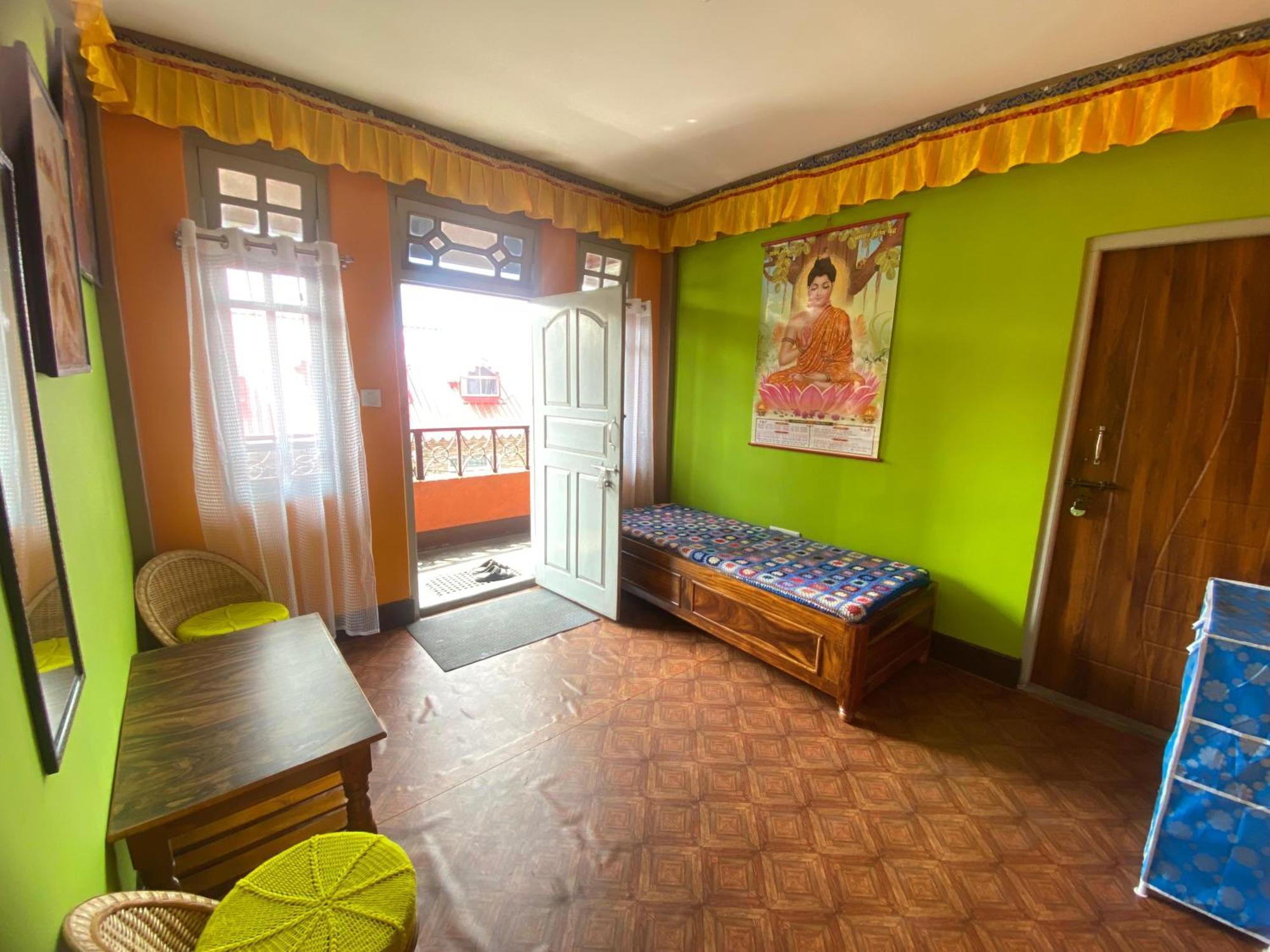 Moktan Homestay, Darjeeling Homestay *