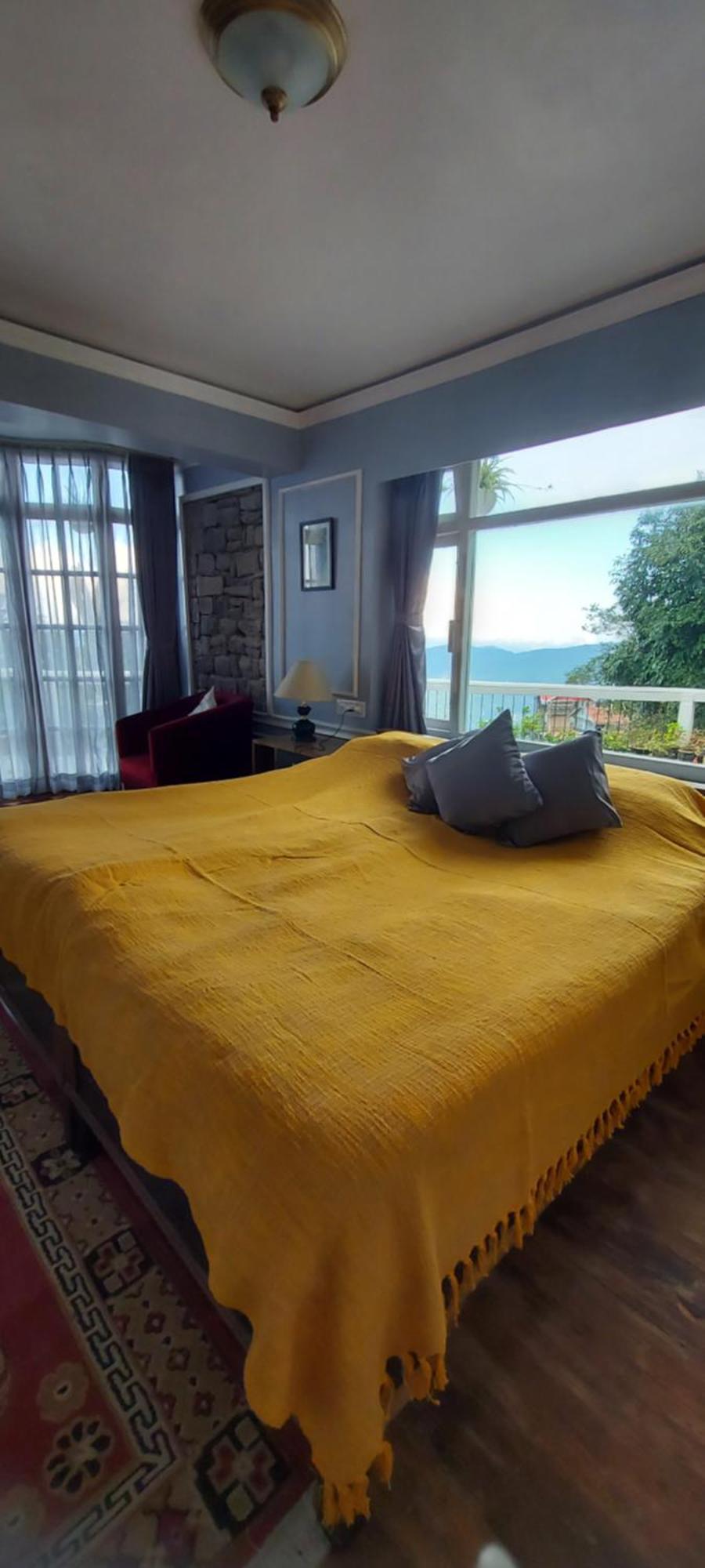 English Apartment