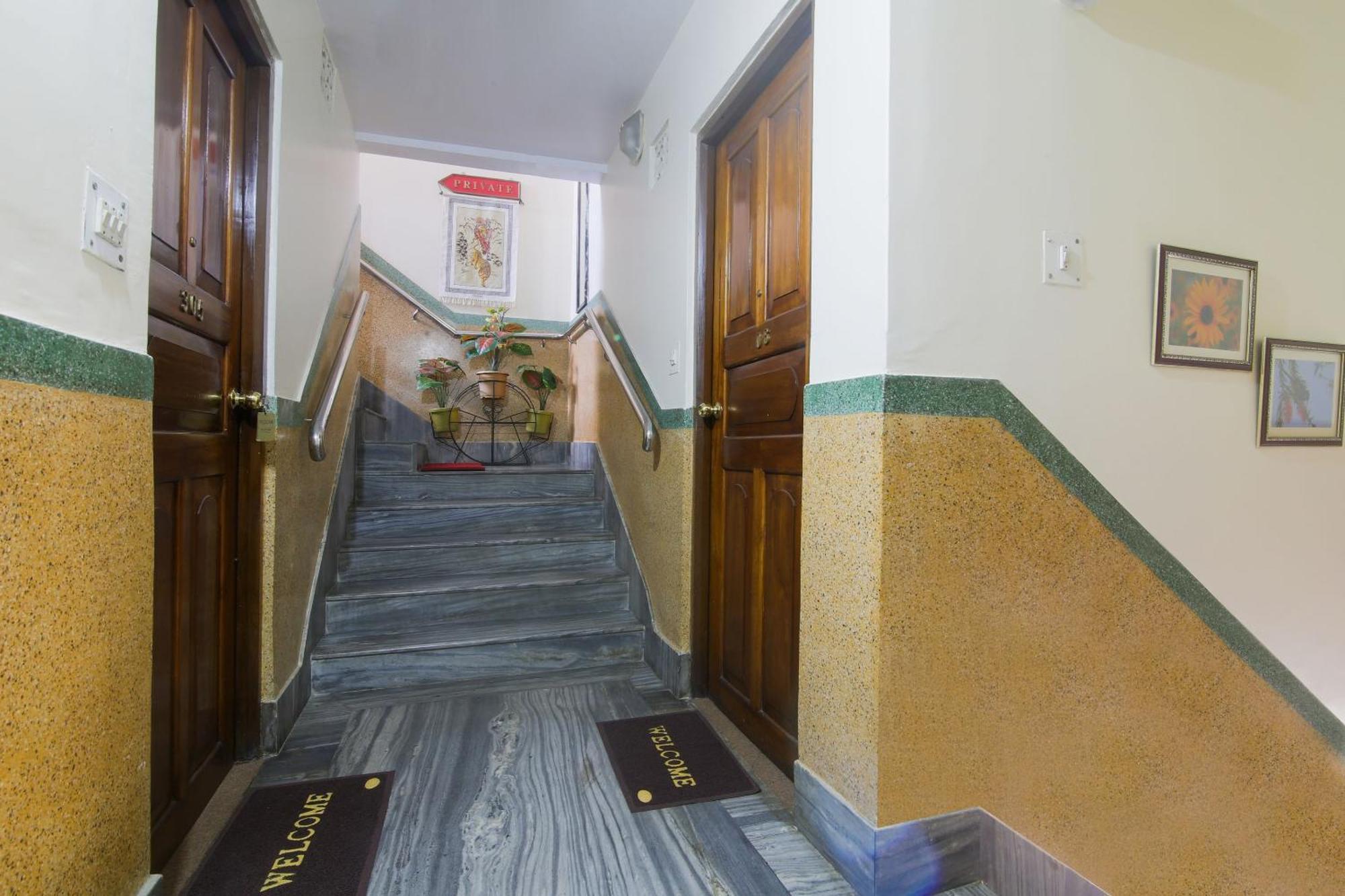 Hotel Collection O Crystal Palace Darjeeling (West Bengal)