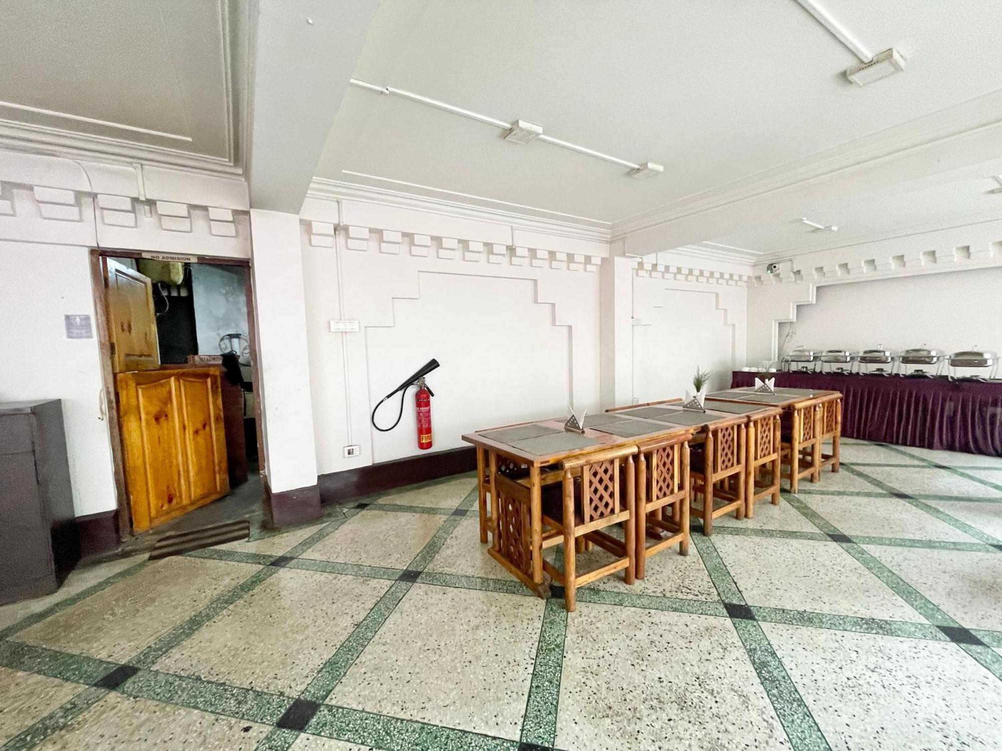 Hotel H-H Orchid ! Darjeeling Hotel-At-Prime-Location Spacious-Room With-Wi-Fi-Availability, Near-Mall-Road Darjeeling (West Bengal)