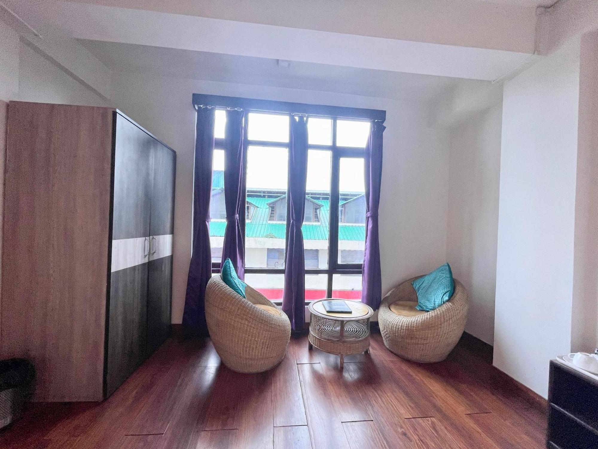 Hotel Hotel H-H Orchid ! Darjeeling Hotel-At-Prime-Location Spacious-Room With-Wi-Fi-Availability, Near-Mall-Road