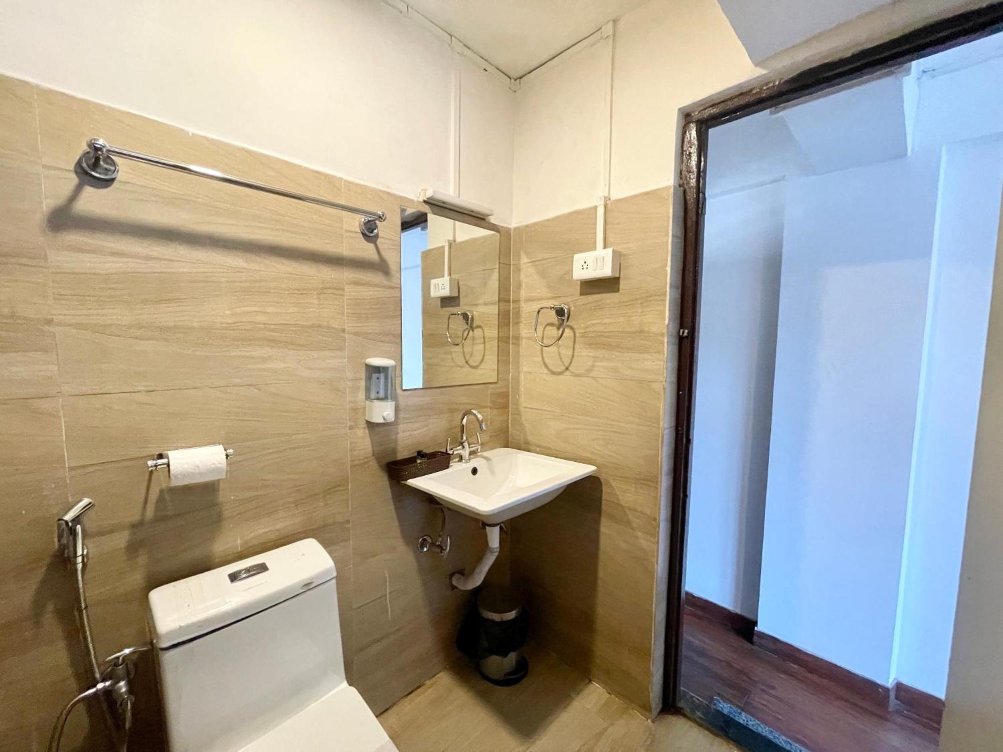 Hotel Hotel H-H Orchid ! Darjeeling Hotel-At-Prime-Location Spacious-Room With-Wi-Fi-Availability, Near-Mall-Road Darjeeling (West Bengal)