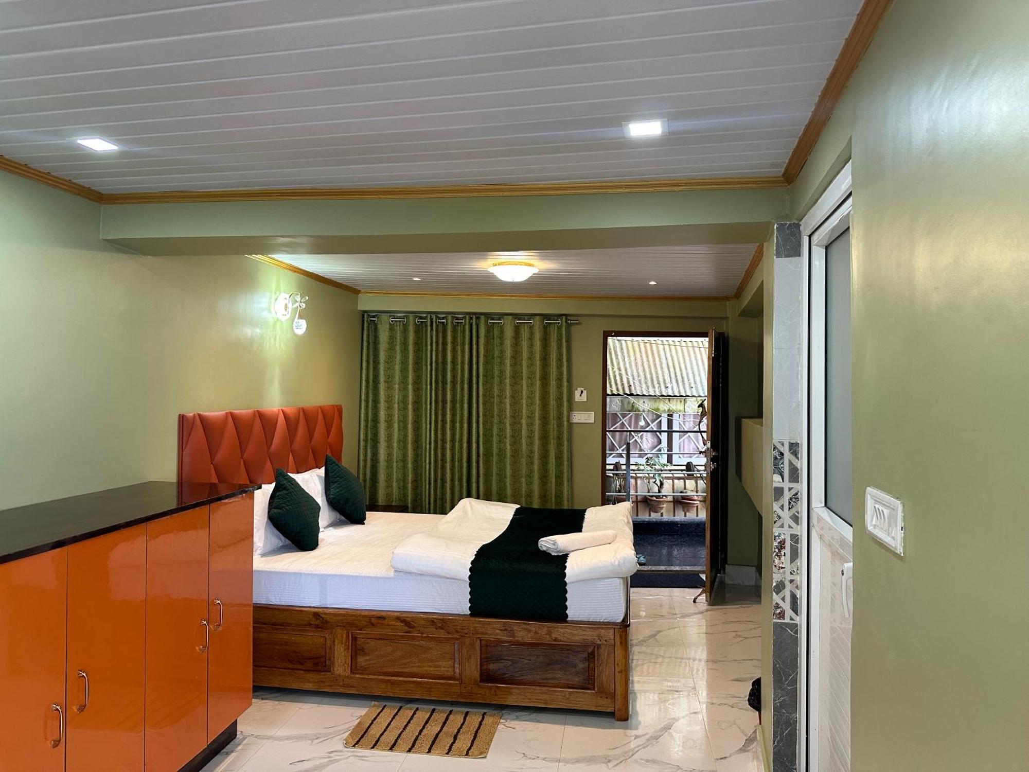 Darjeeling S Square Homestay
