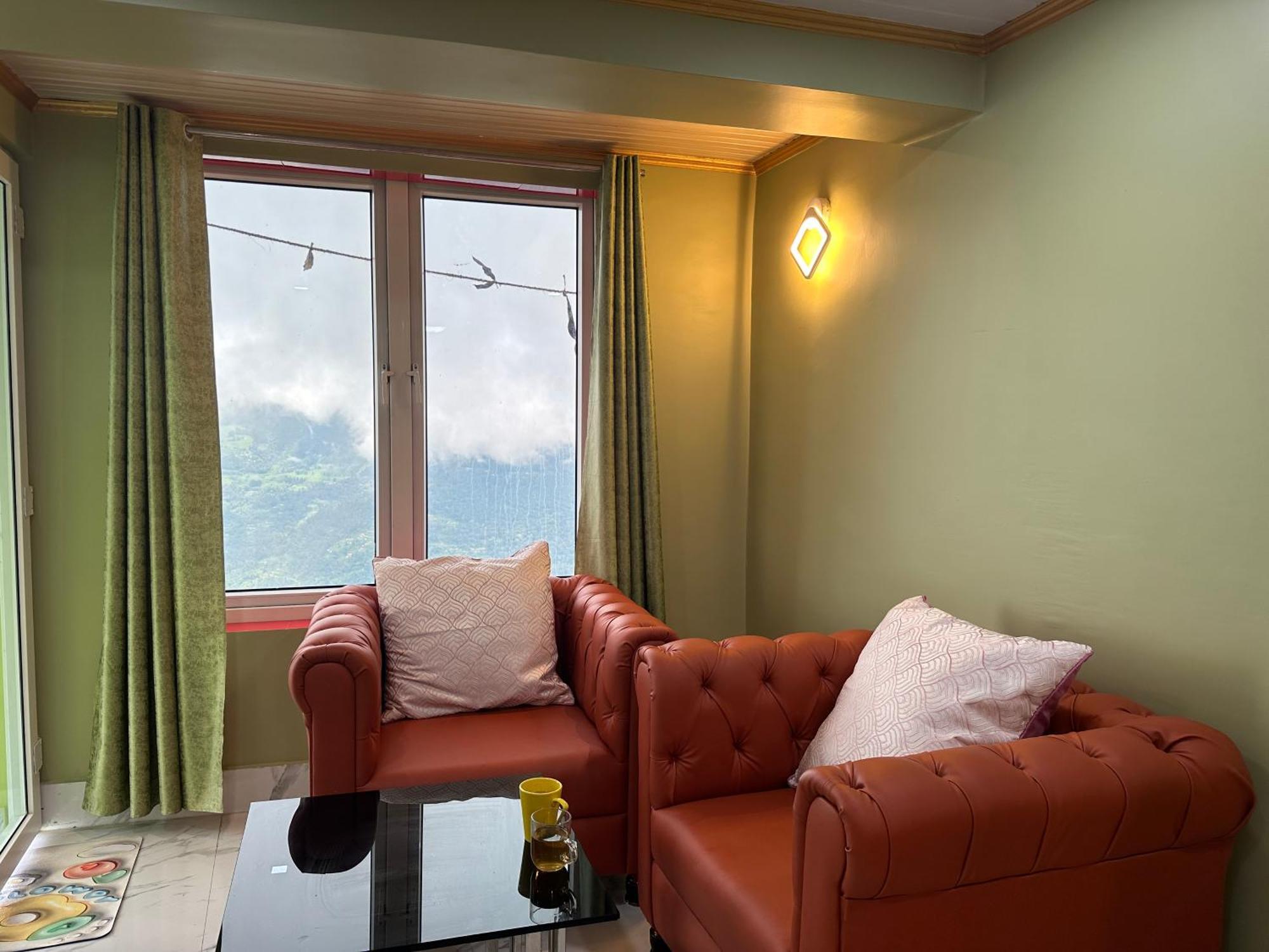 Darjeeling S Square Homestay