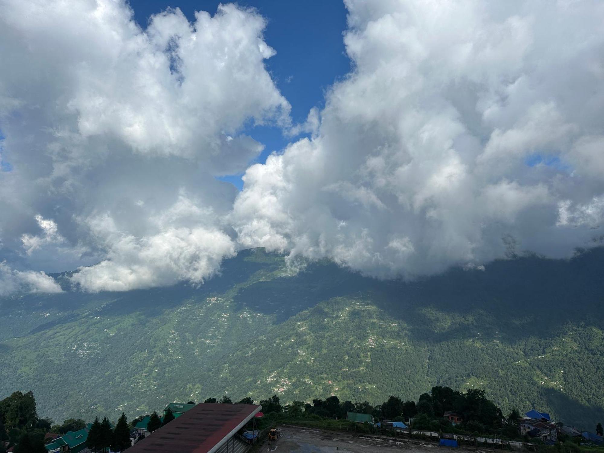Darjeeling S Square * Darjeeling (West Bengal)