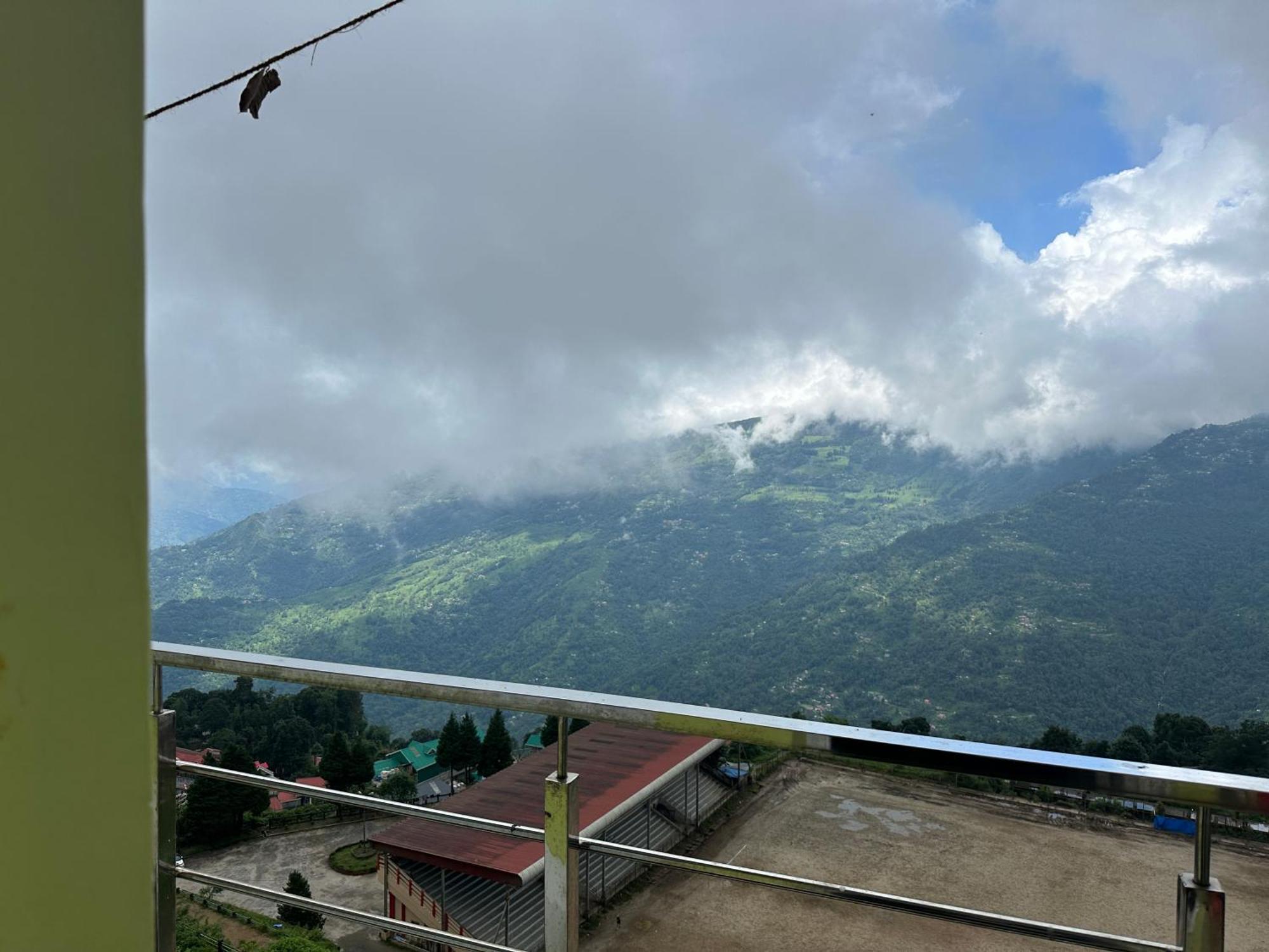 Darjeeling S Square Homestay