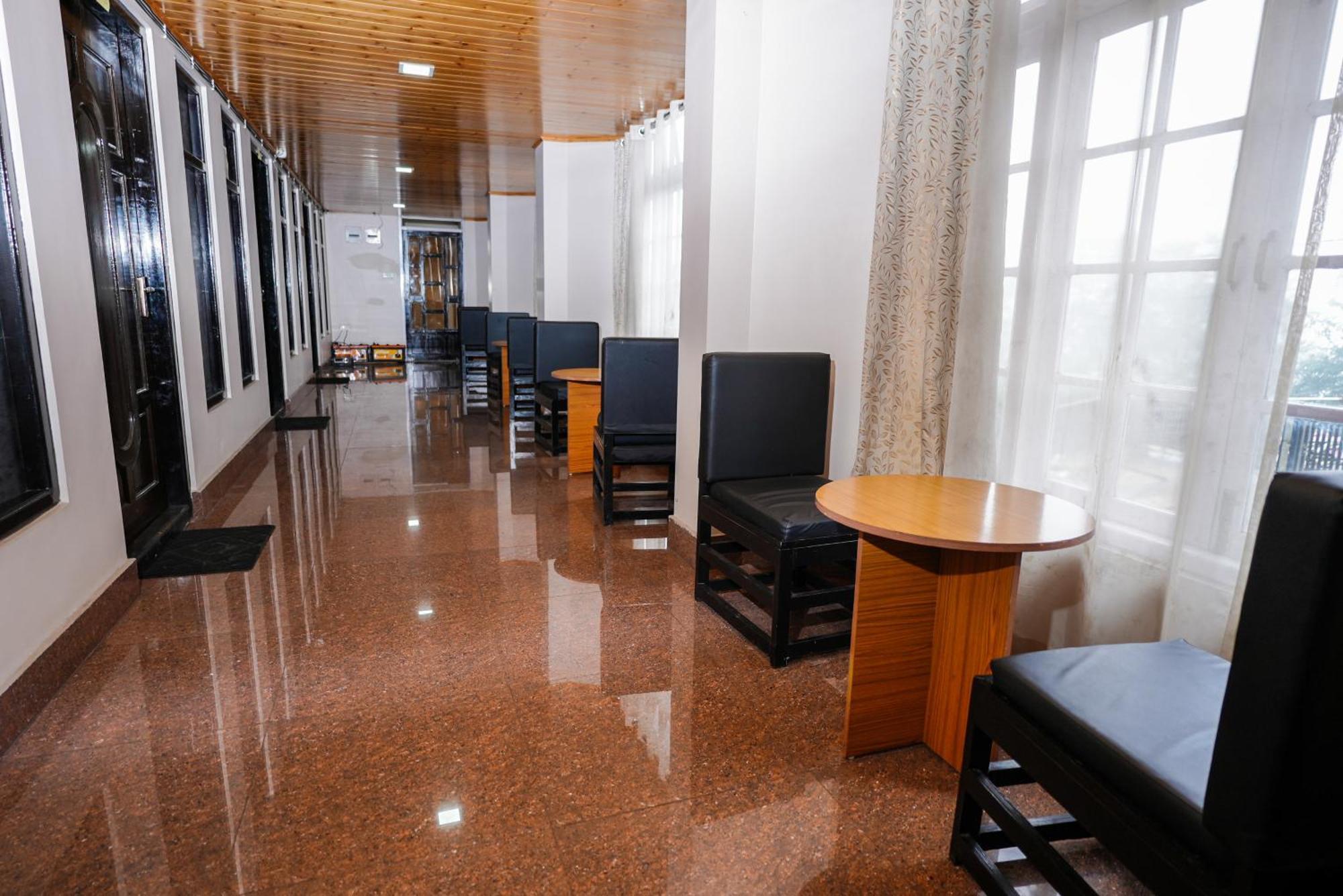 Hotel The Silver Fern 4*