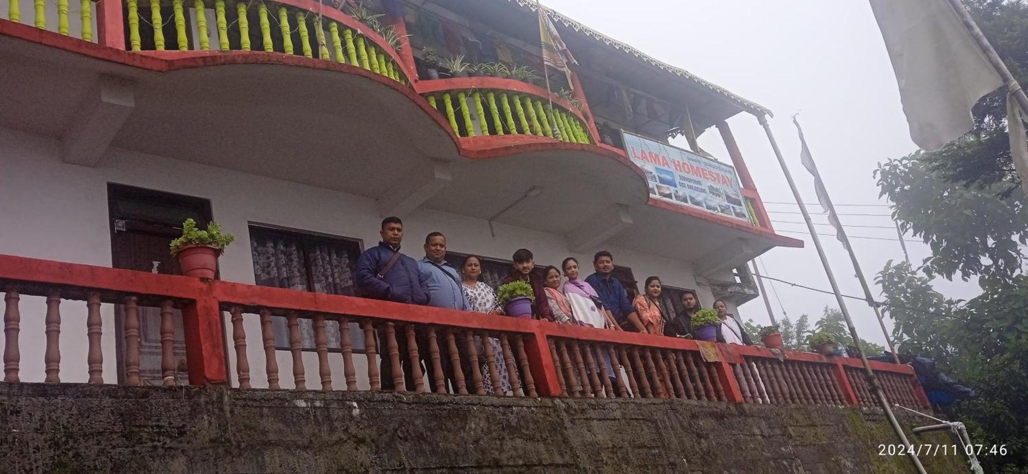 Holiday home Lama Homestay