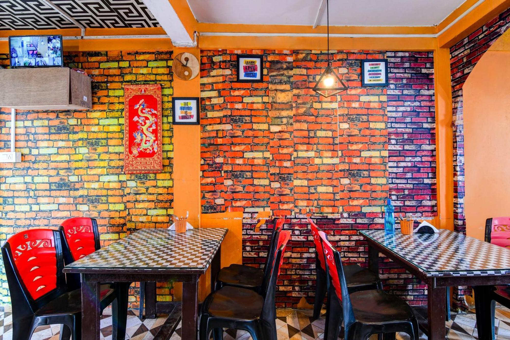 Hotel O Springfield Homestay Darjeeling (West Bengal)