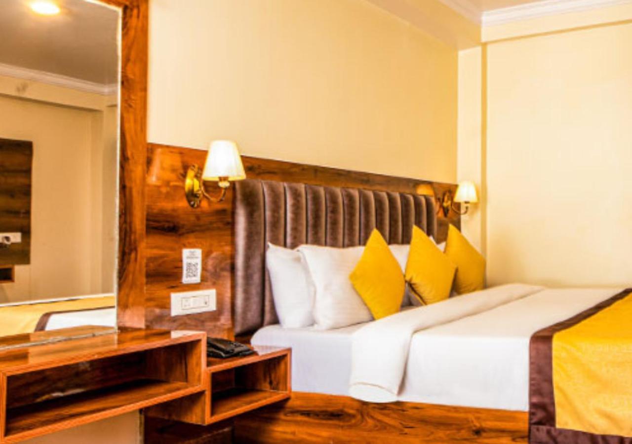 Raj - Darjeeling Near Mall Road 3*
